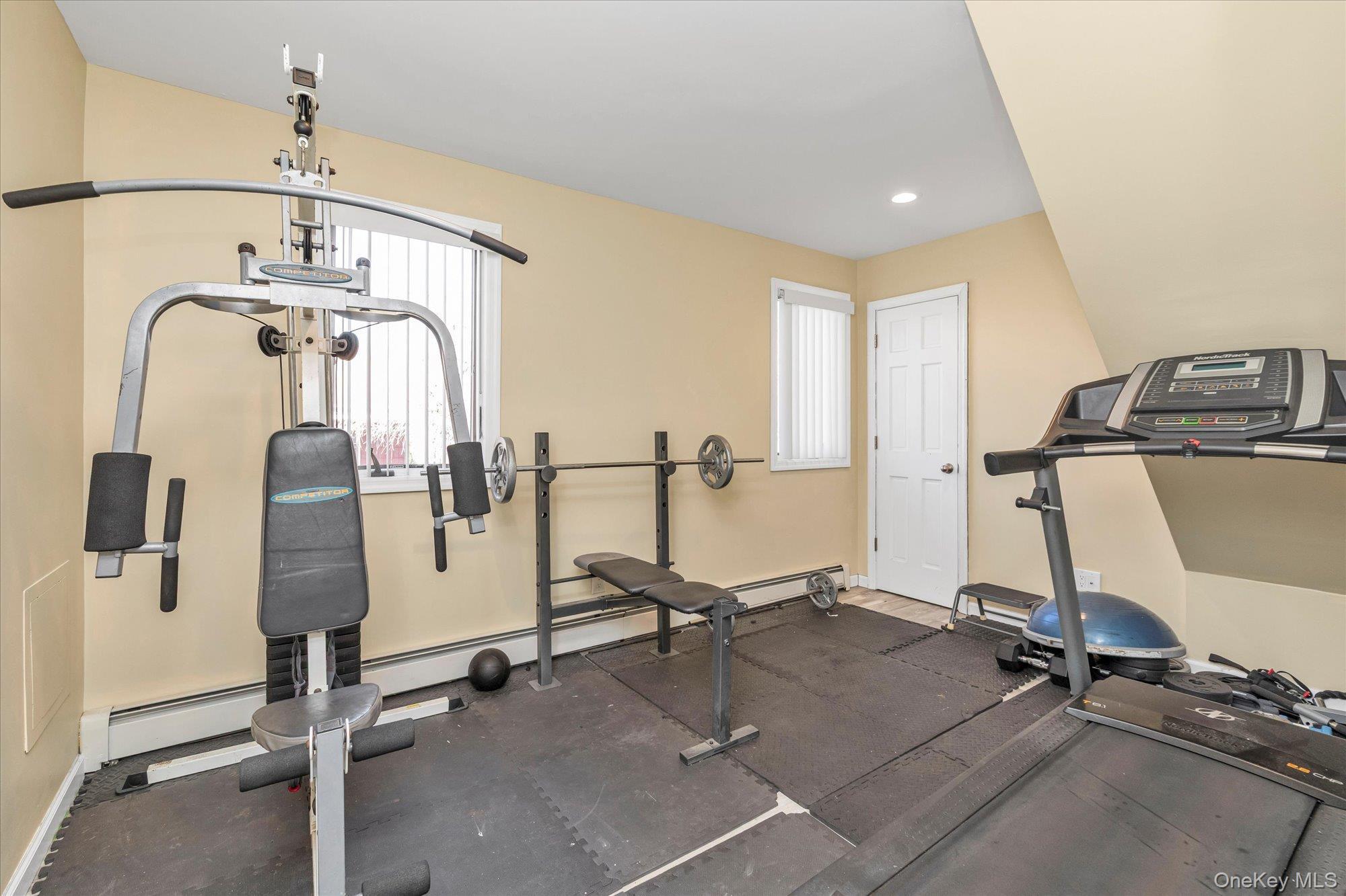 Single Family Oakland  Nassau County, NY 11516, MLS-972932-9