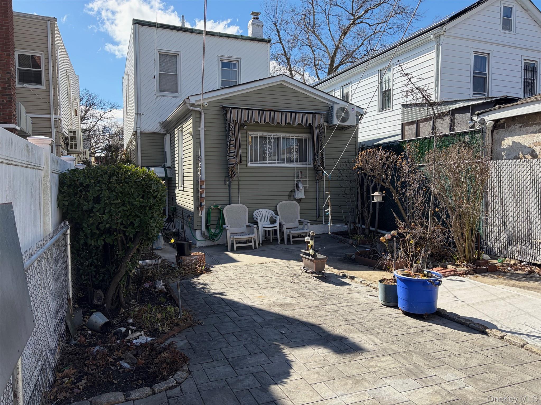 Single Family 94th  Queens, NY 11416, MLS-972940-10