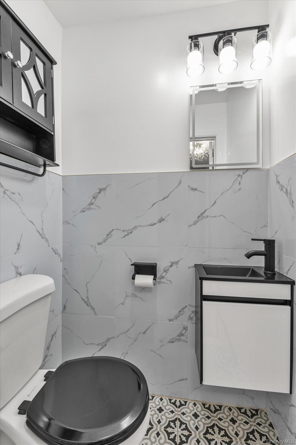 Single Family 204th  Queens, NY 11423, MLS-972966-10