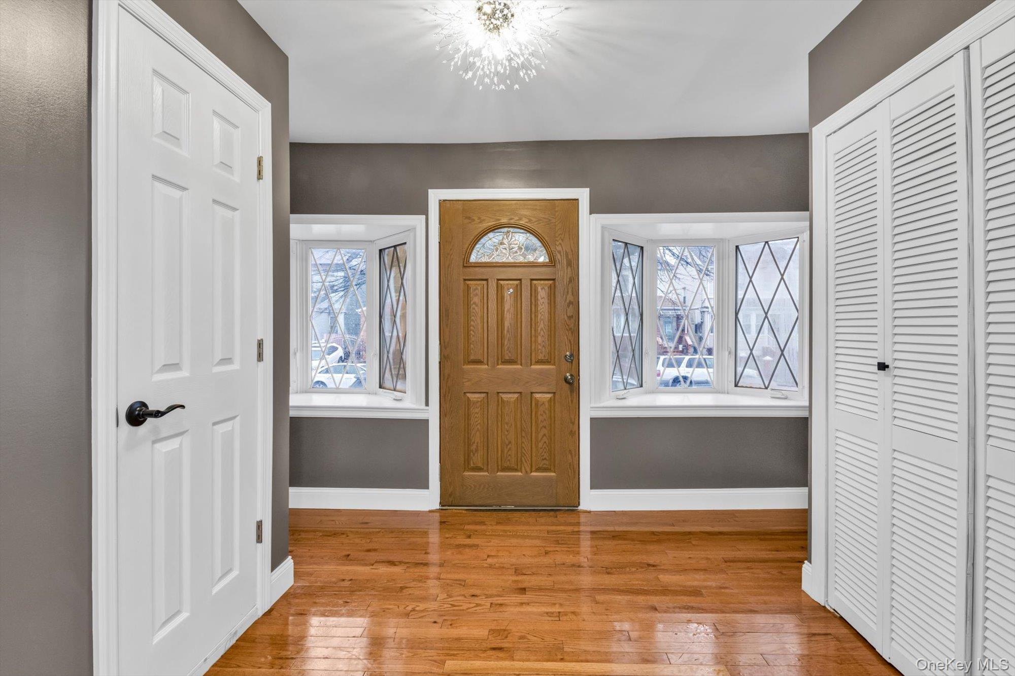 Single Family 204th  Queens, NY 11423, MLS-972966-2