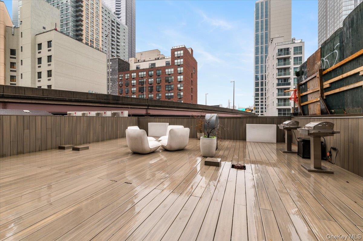 Condo 27th  Queens, NY 11101, MLS-972972-13