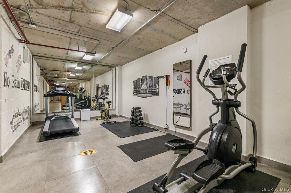 Condo 27th  Queens, NY 11101, MLS-972972-15