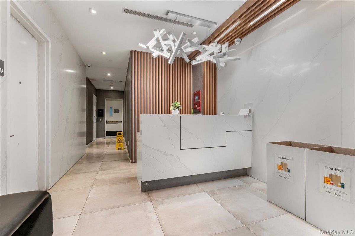 Condo 27th  Queens, NY 11101, MLS-972972-9