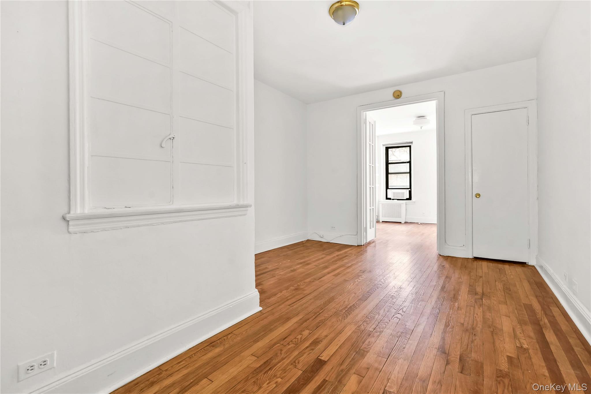 Coop E 88 Street  Manhattan, NY 10128, MLS-972984-11
