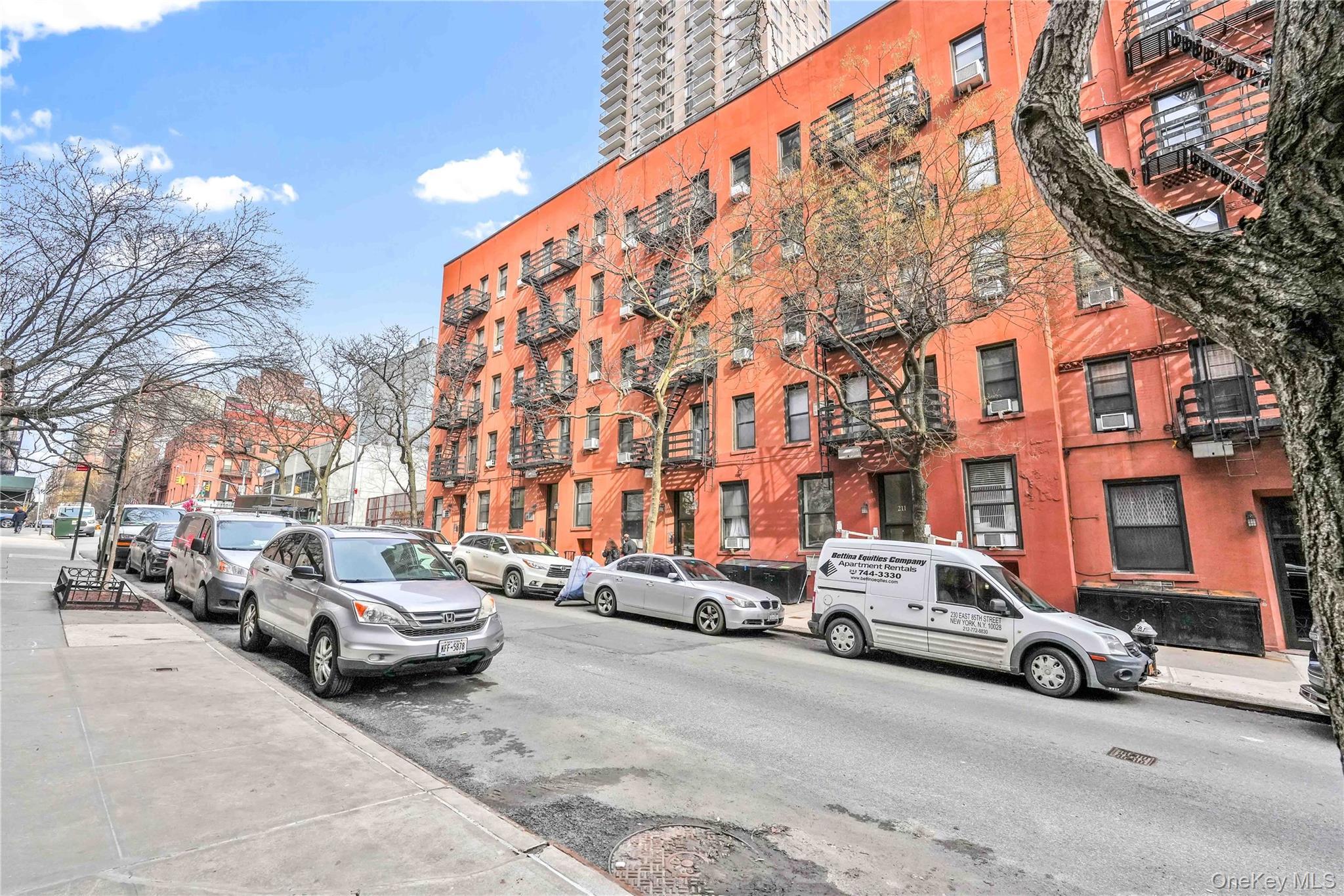 Coop E 88 Street  Manhattan, NY 10128, MLS-972984-18