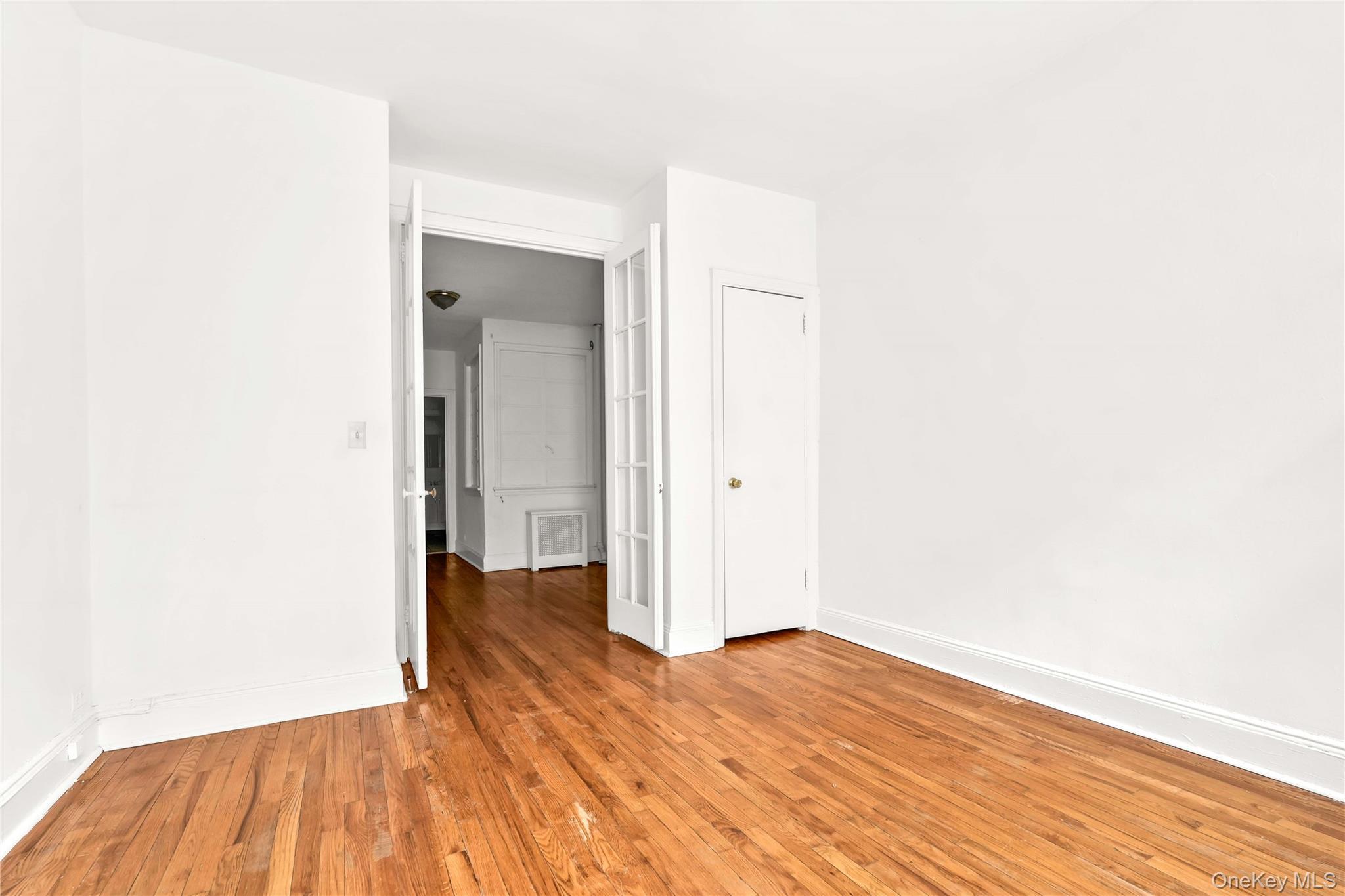Coop E 88 Street  Manhattan, NY 10128, MLS-972984-8