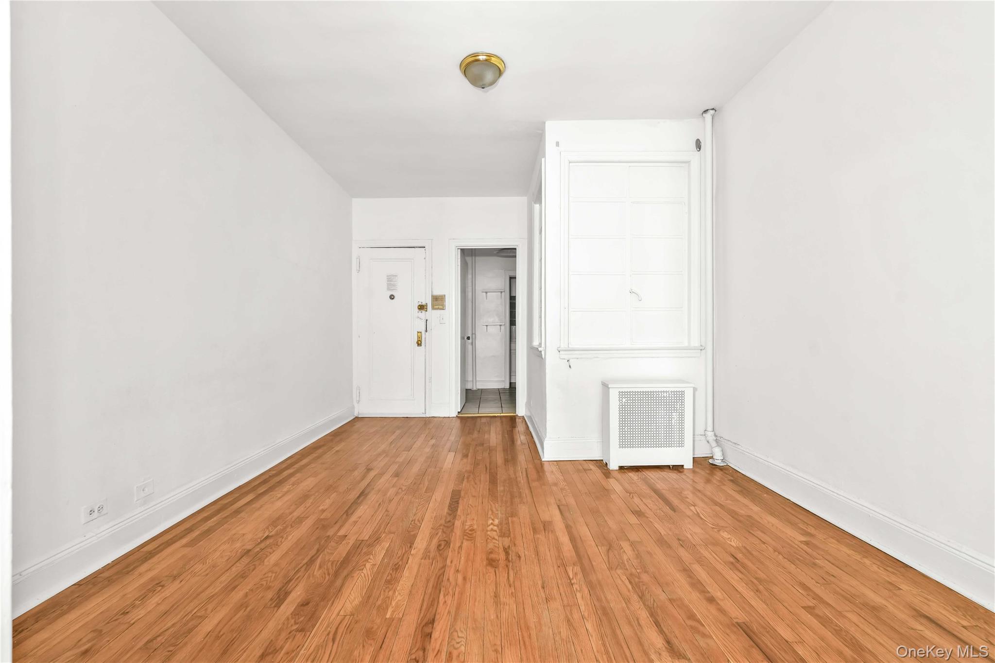 Coop E 88 Street  Manhattan, NY 10128, MLS-972984-9