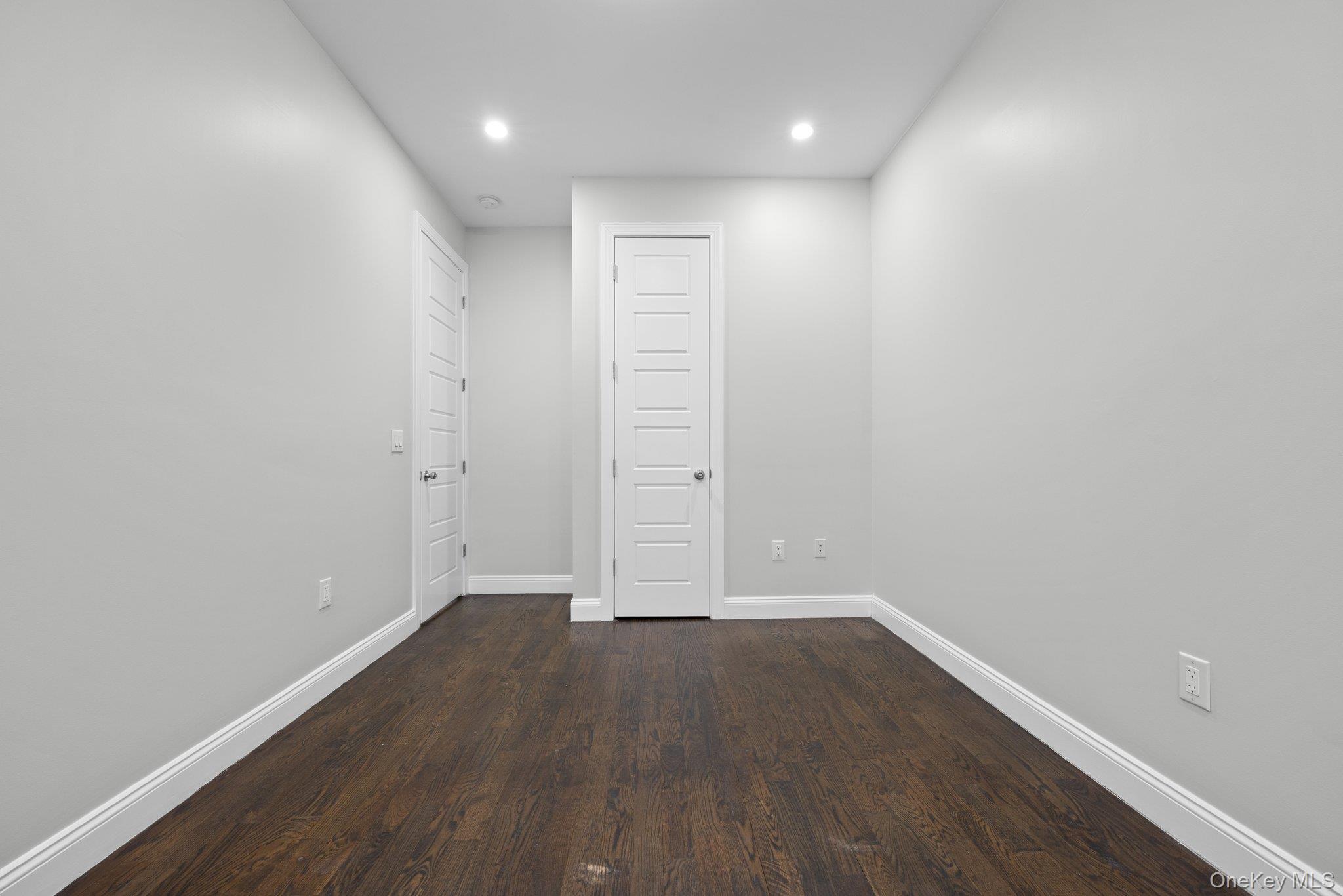 Single Family Eastern  Brooklyn, NY 11233, MLS-972986-8