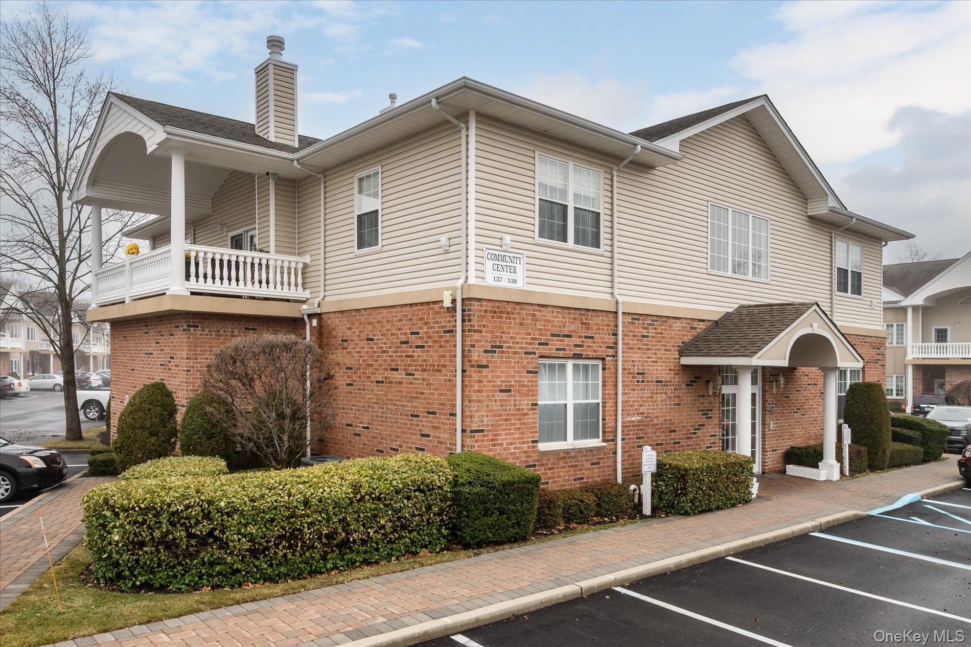 Condo Francesca  Suffolk County, NY 11701, MLS-973005-13