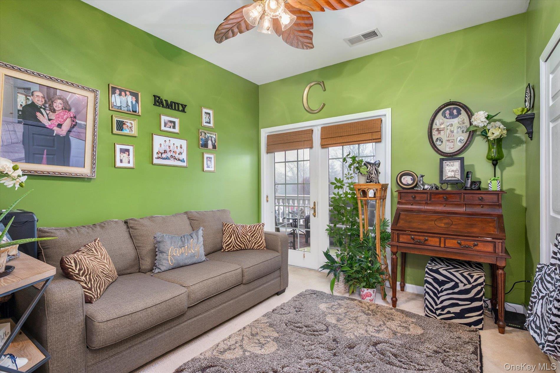 Condo Francesca  Suffolk County, NY 11701, MLS-973005-4