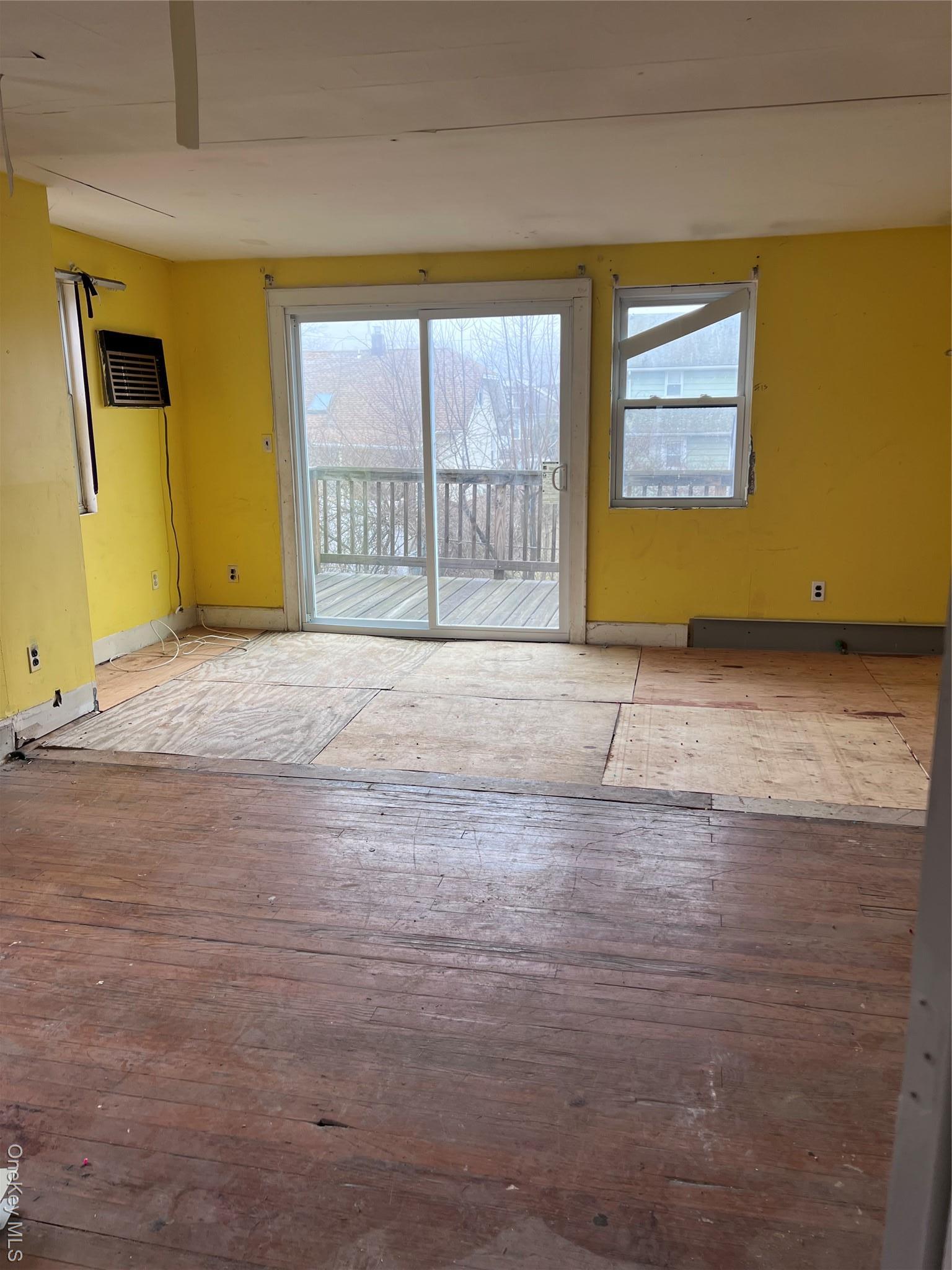 Single Family Pleasant Nassau County, NY 11575, MLS-973016-12