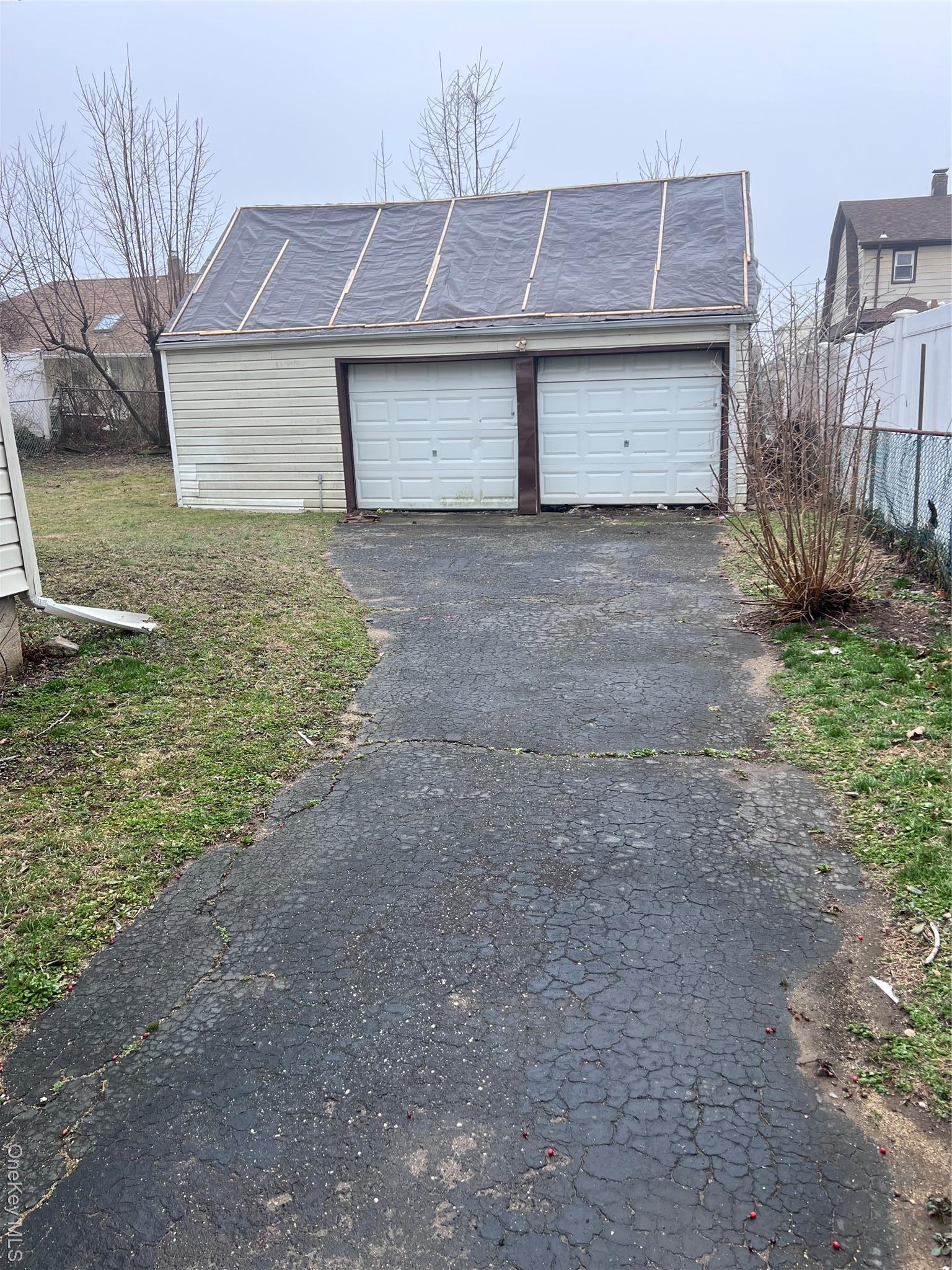 Single Family Pleasant Nassau County, NY 11575, MLS-973016-13