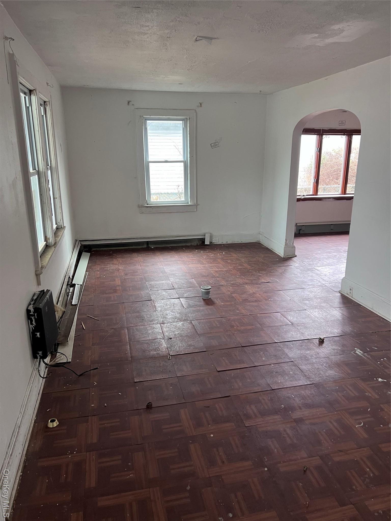 Single Family Pleasant Nassau County, NY 11575, MLS-973016-3