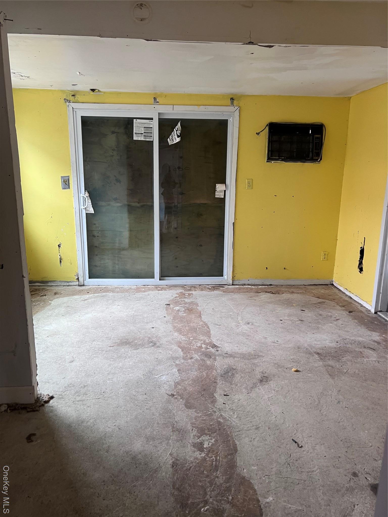 Single Family Pleasant Nassau County, NY 11575, MLS-973016-8