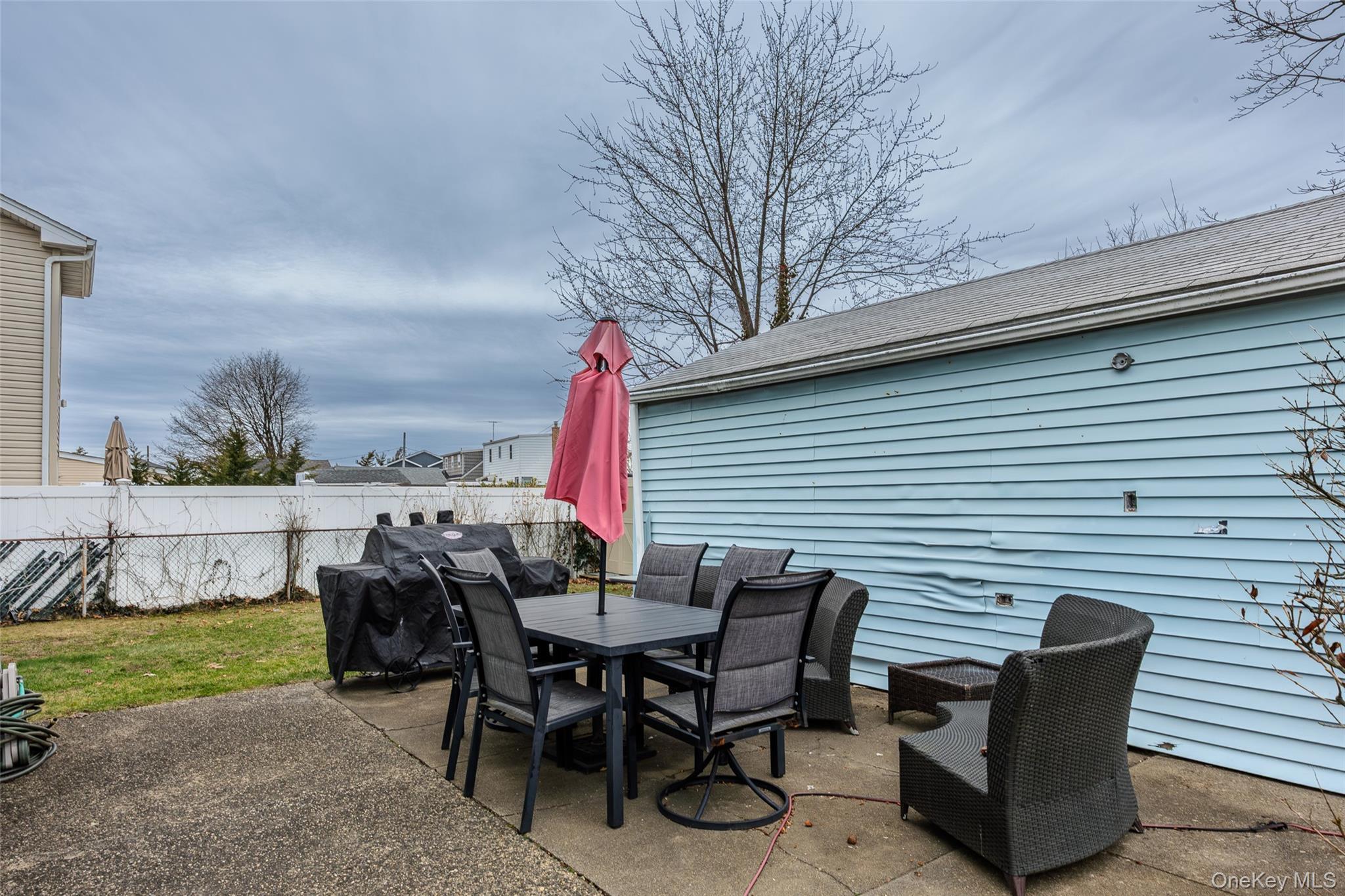 Single Family Caryl Drive  Nassau County, NY 11559, MLS-973020-29