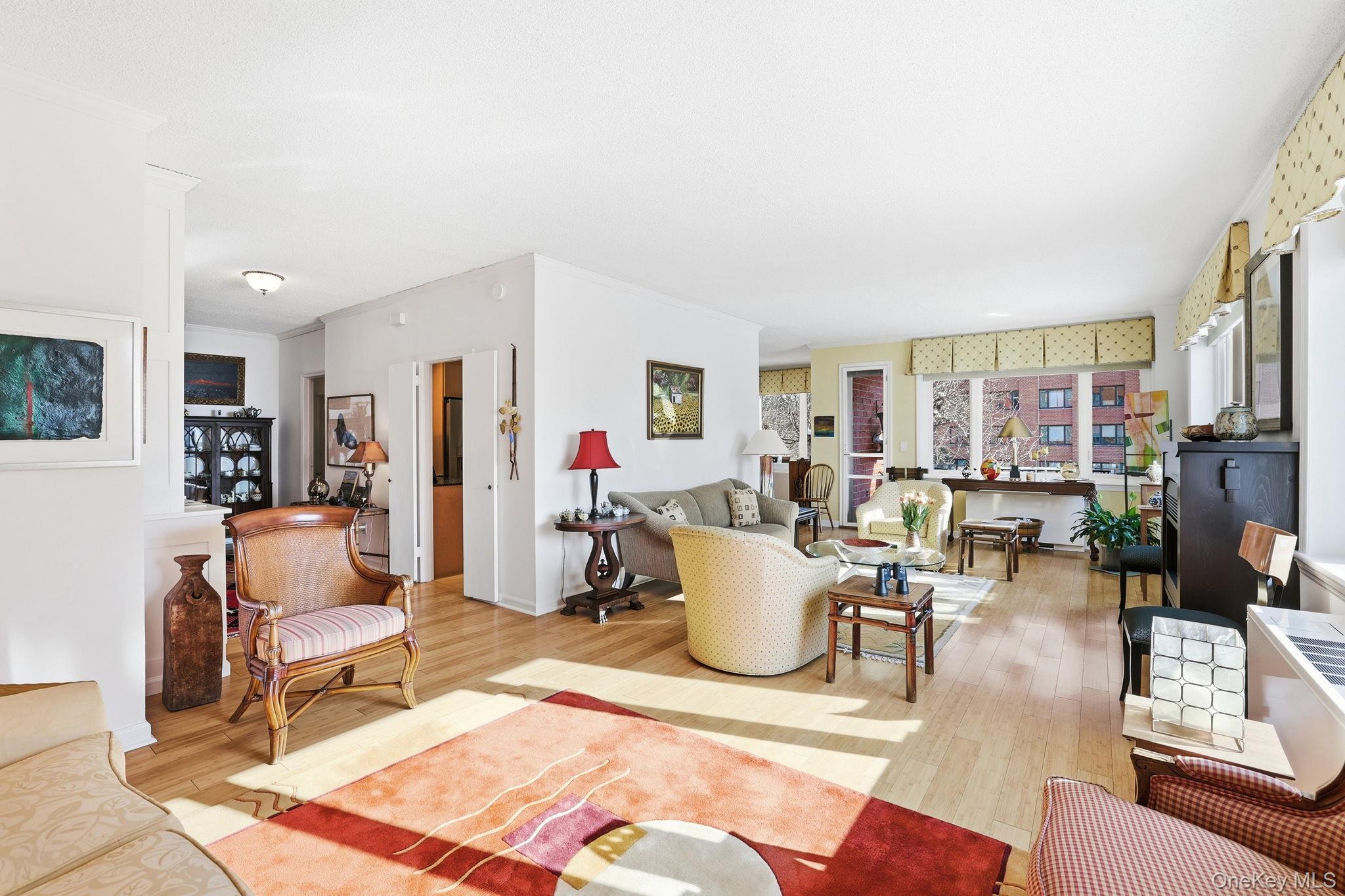 Coop Rockledge  Westchester County, NY 10562, MLS-973026-13