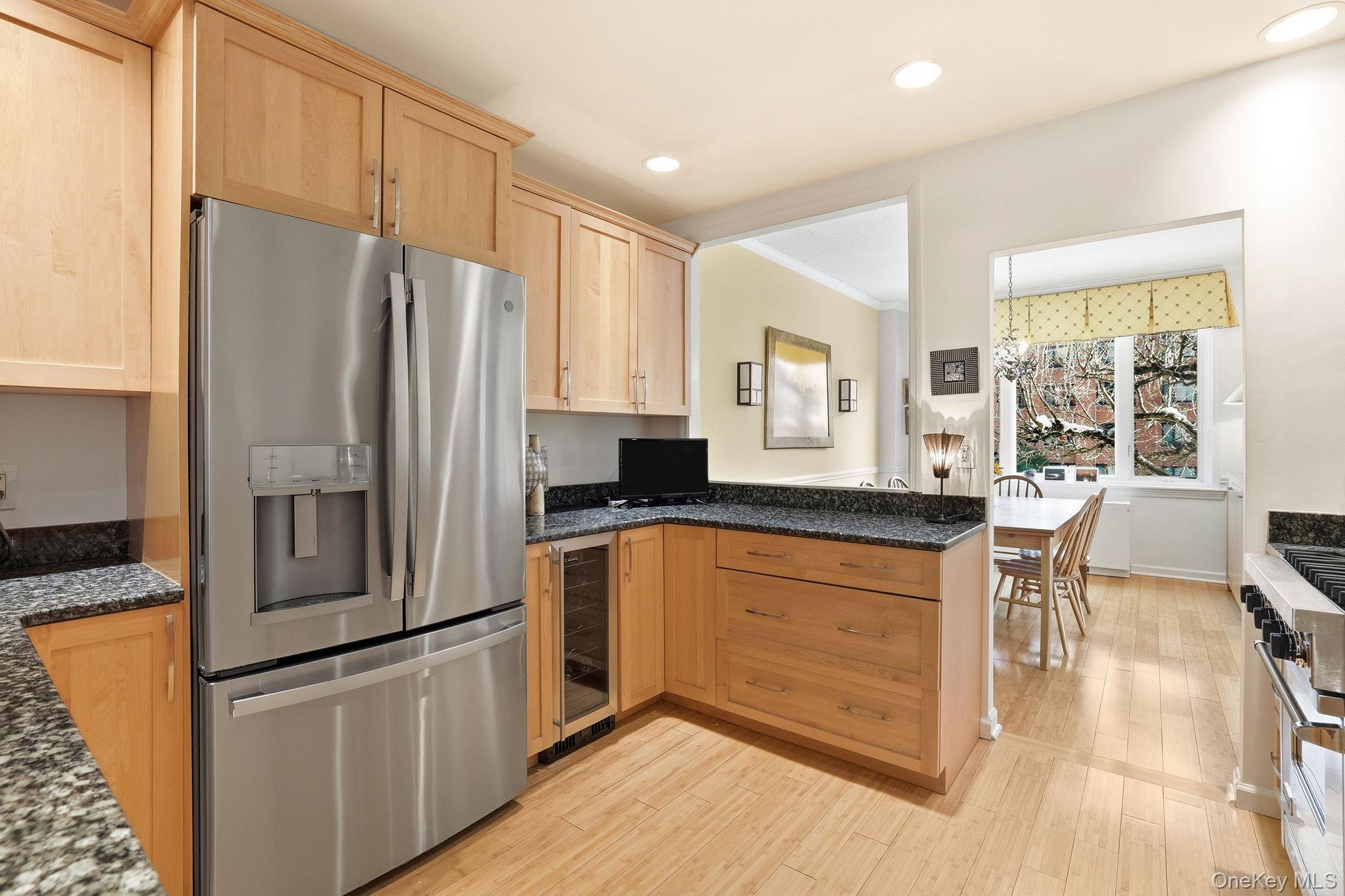 Coop Rockledge  Westchester County, NY 10562, MLS-973026-25