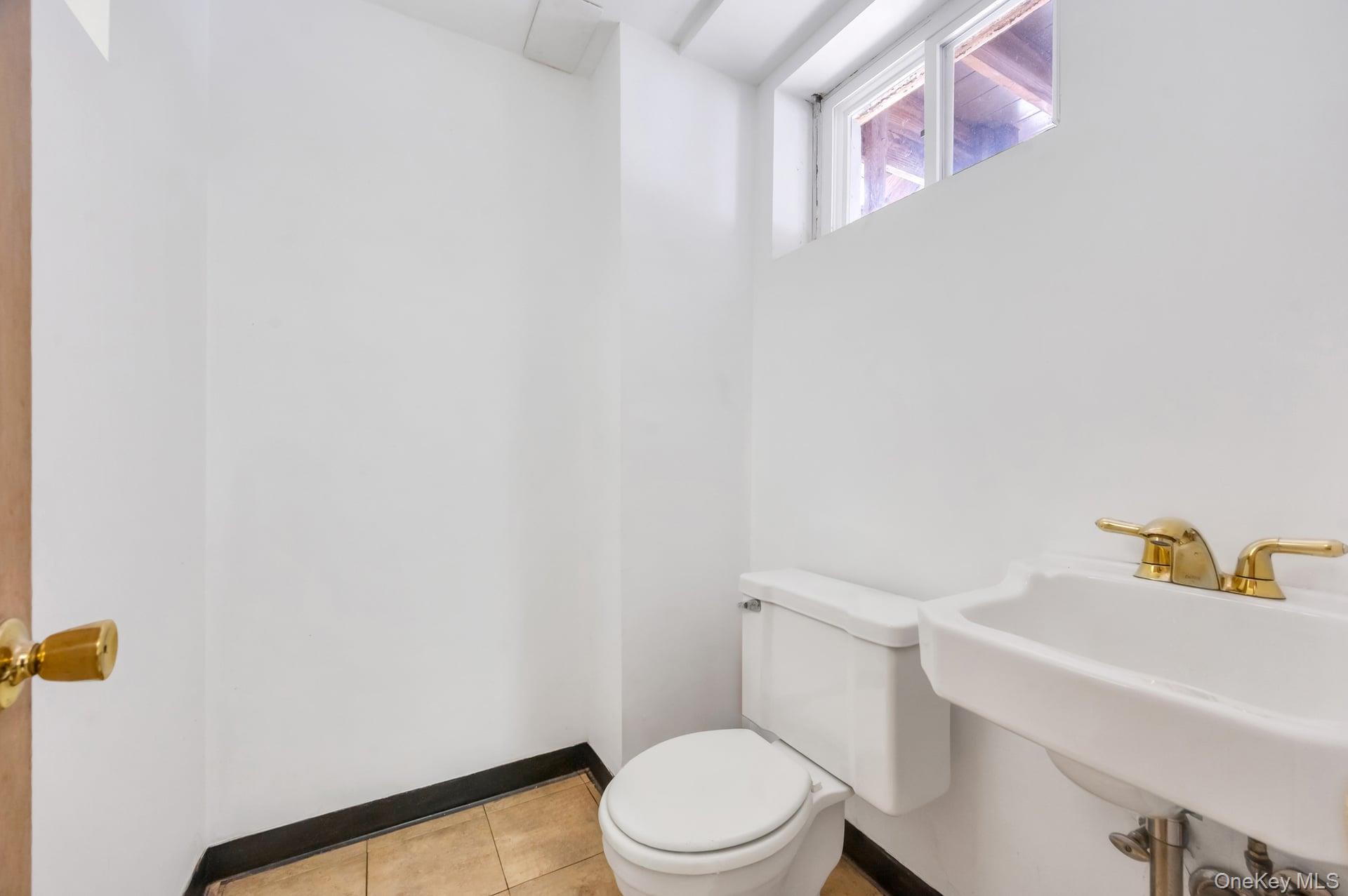 Single Family Sloane  Staten Island, NY 10306, MLS-973040-20