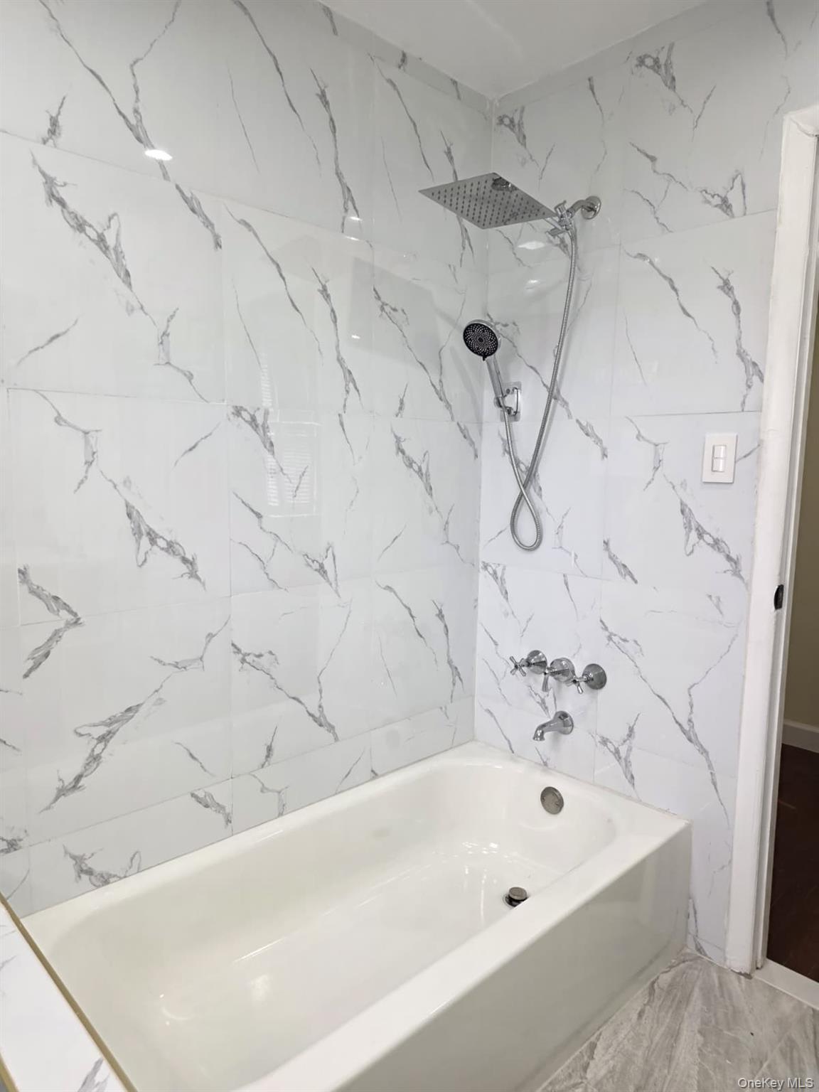 Single Family Hewlett Queens, NY 11362, MLS-973044-10