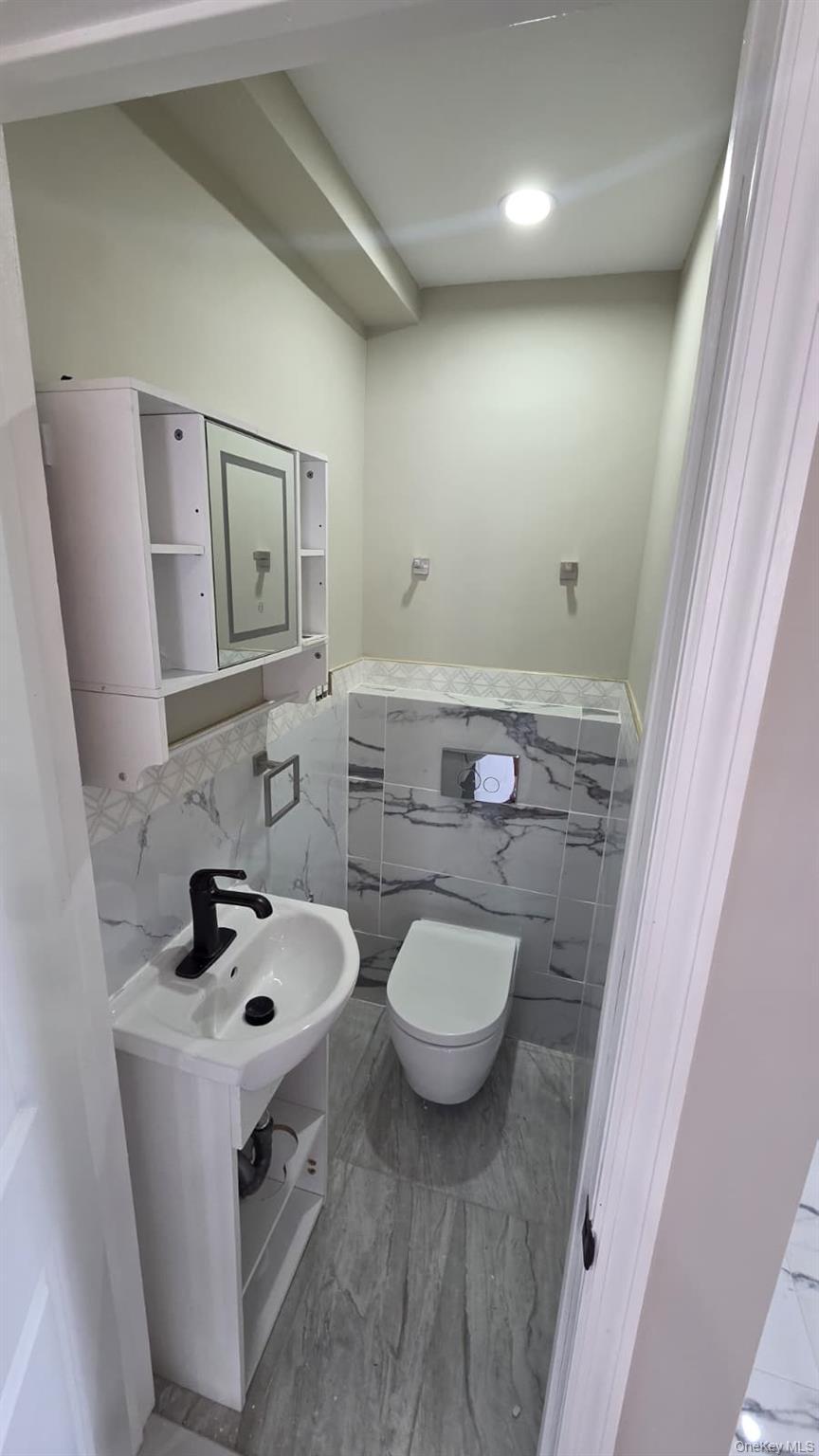 Single Family Hewlett  Queens, NY 11362, MLS-973044-14