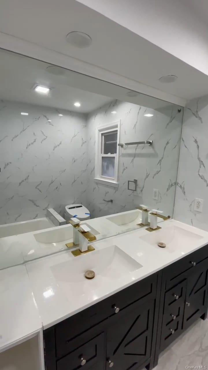 Single Family Hewlett Queens, NY 11362, MLS-973044-5