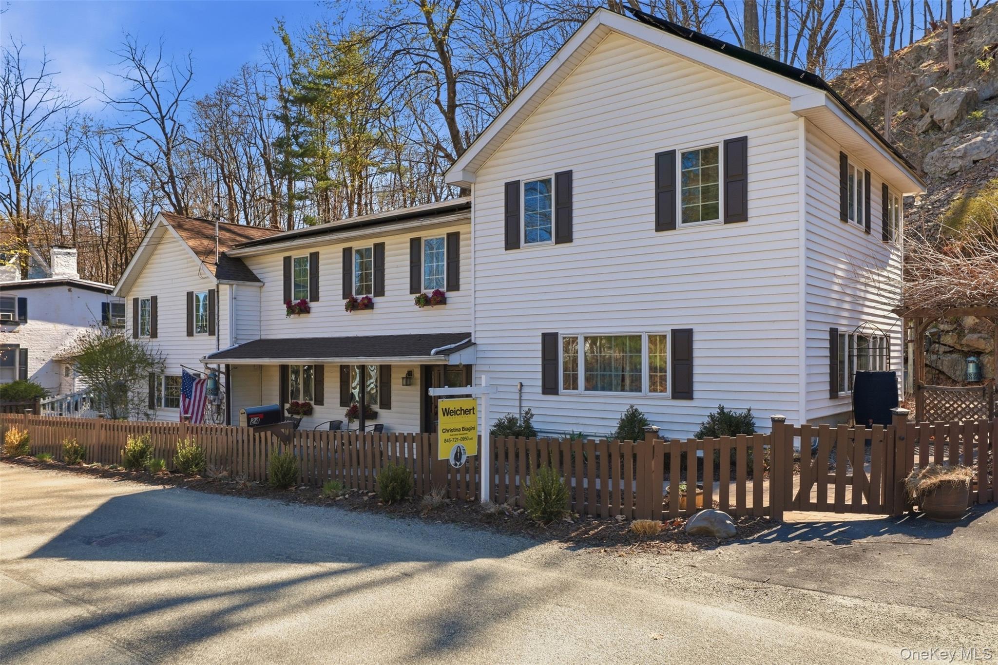 Single Family Mountain  Orange County, NY 12520, MLS-973071-2