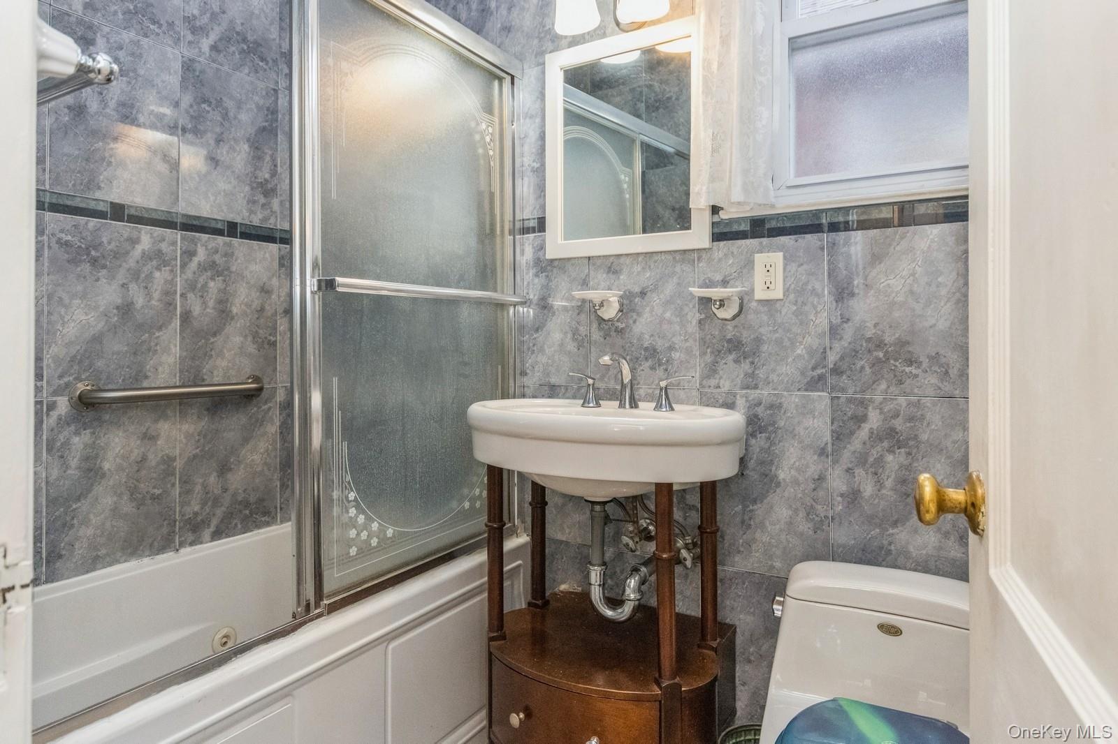 Single Family Grace  Bronx, NY 10466, MLS-973104-12