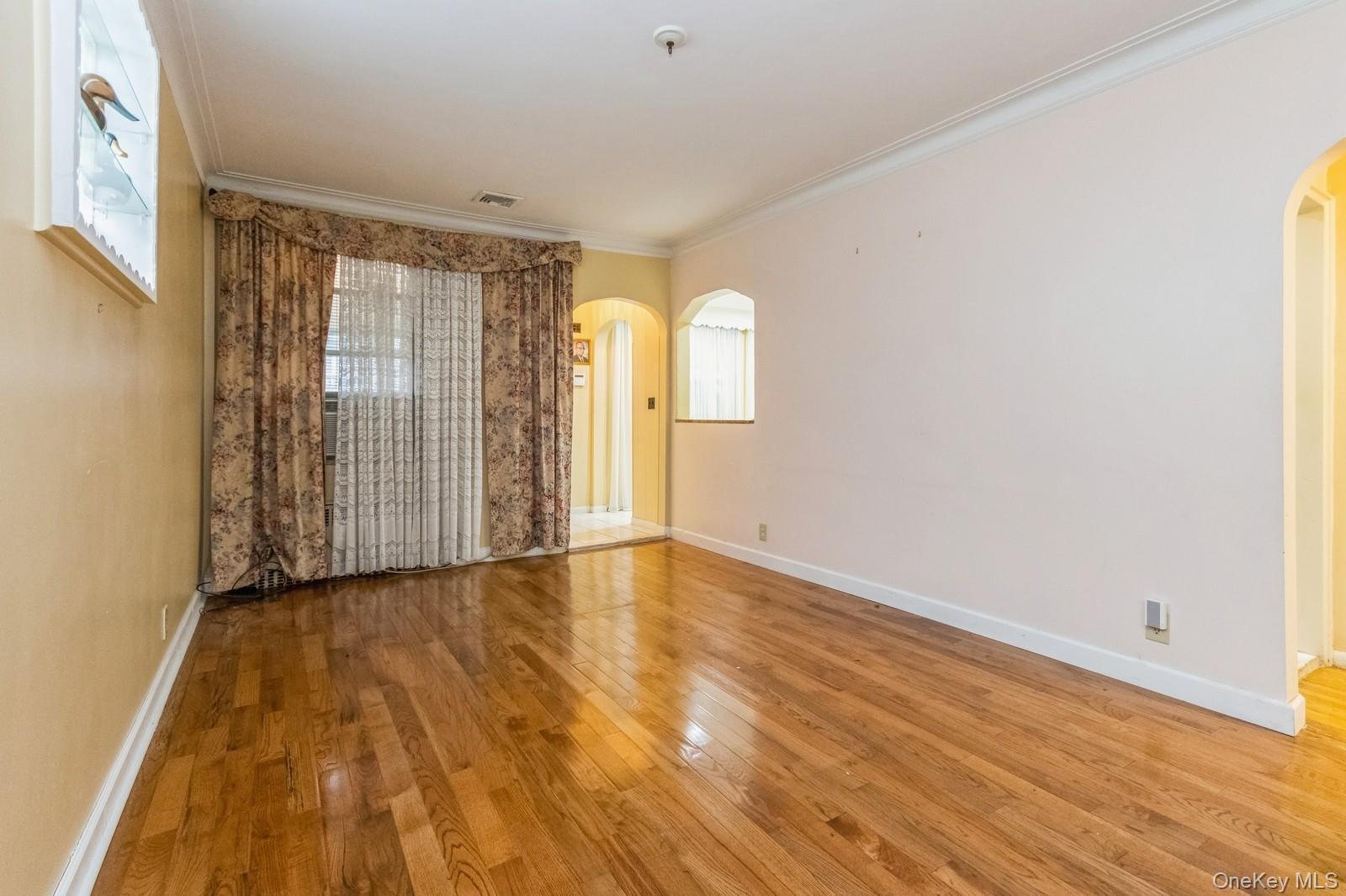 Single Family Grace  Bronx, NY 10466, MLS-973104-15