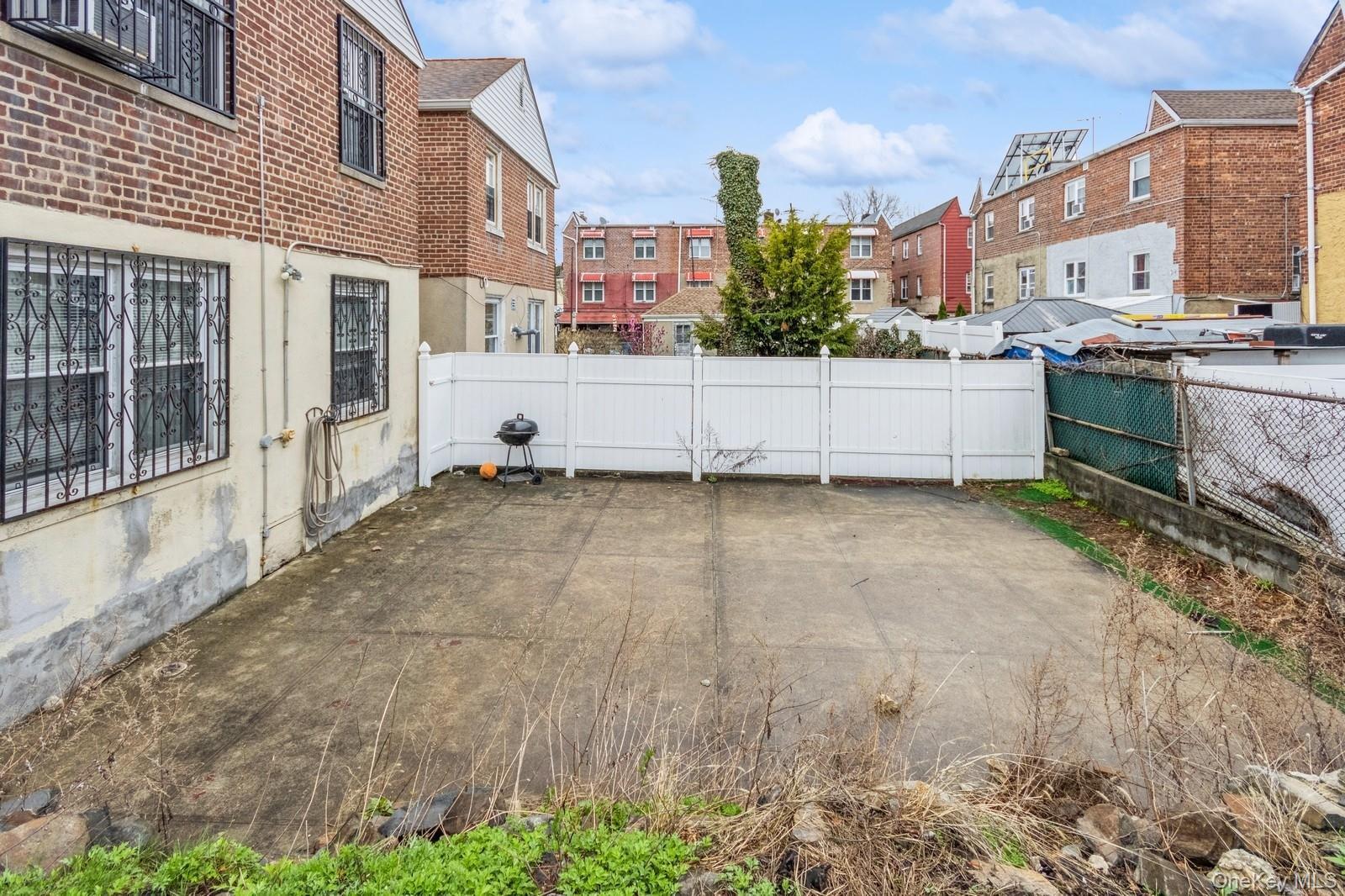 Single Family Grace  Bronx, NY 10466, MLS-973104-40