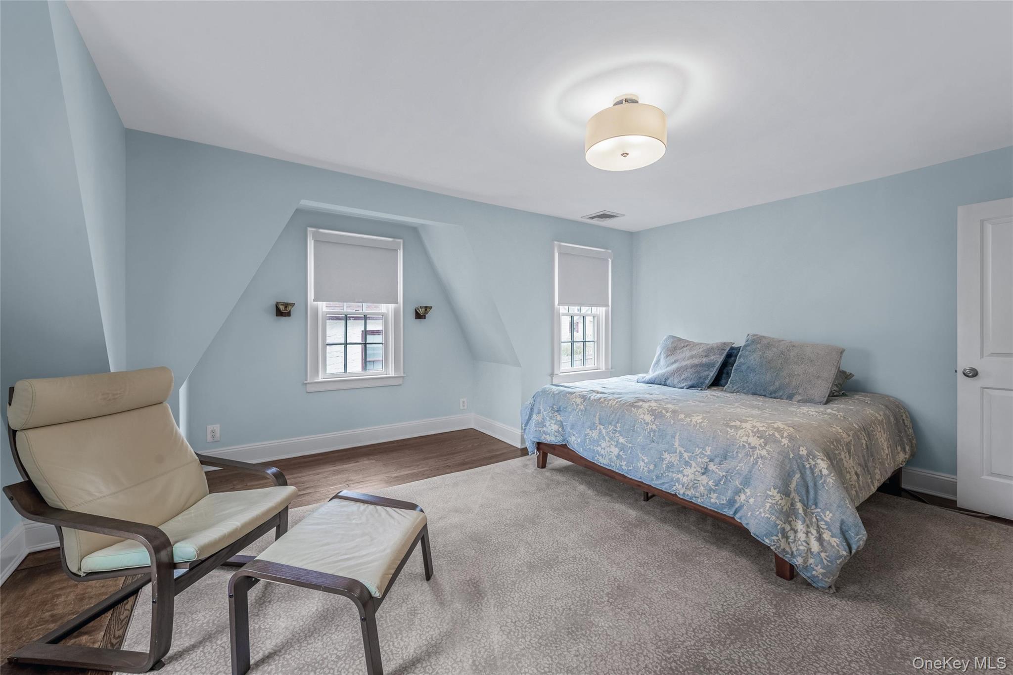 Single Family Manor  Queens, NY 11363, MLS-973119-12