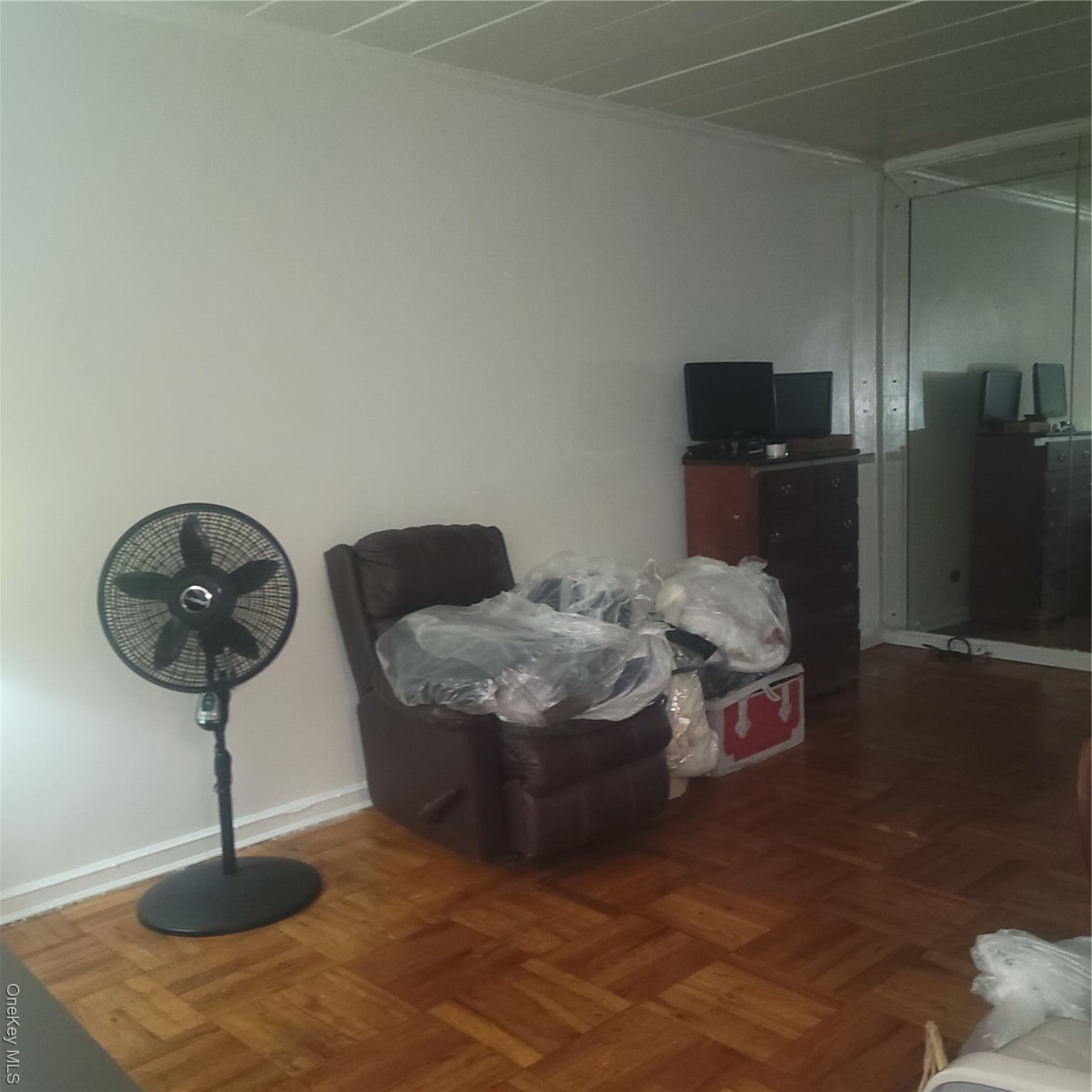 Single Family 177th  Queens, NY 11433, MLS-973120-4