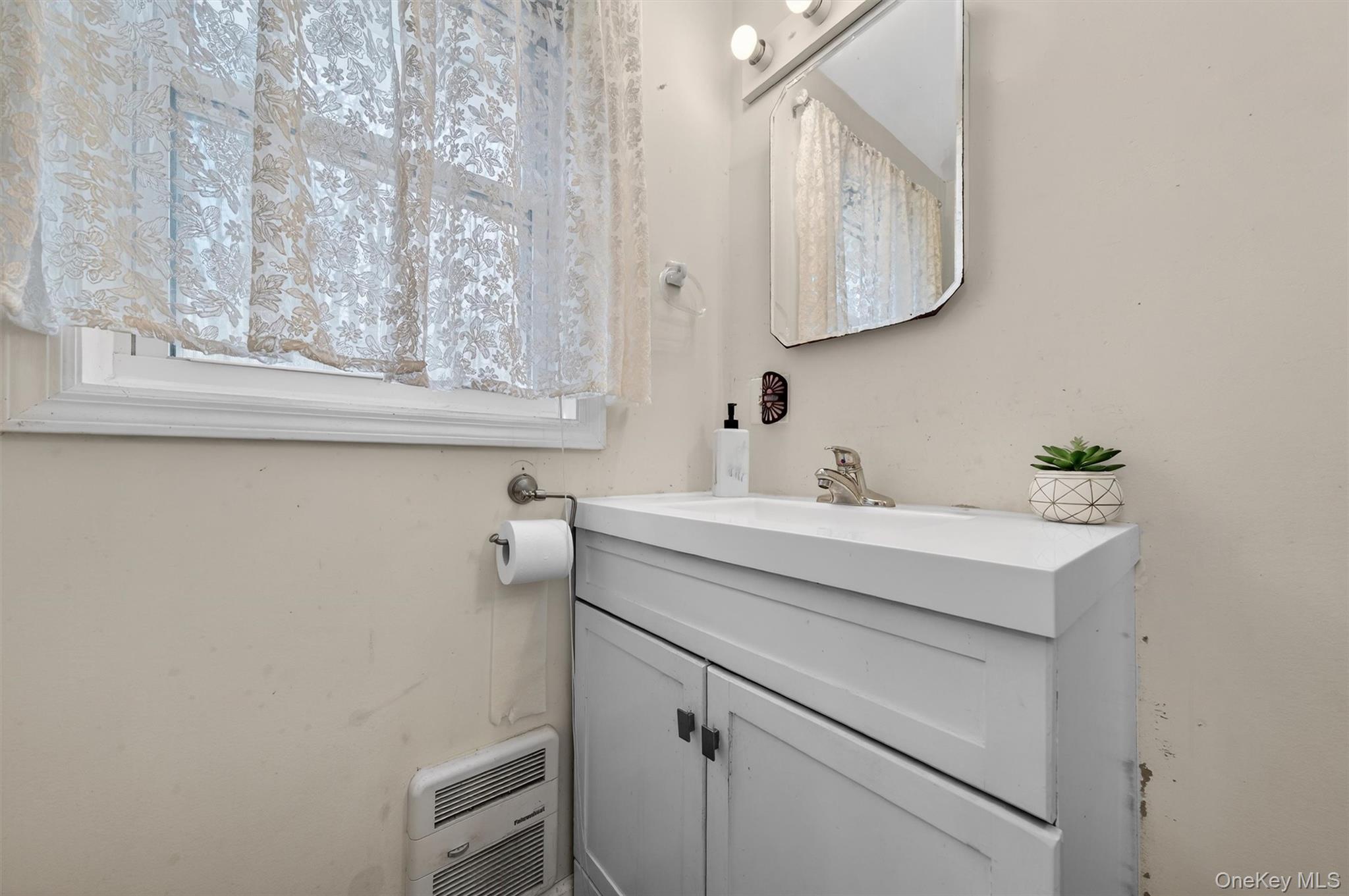 Single Family Lake Shore  Orange County, NY 10950, MLS-973123-18