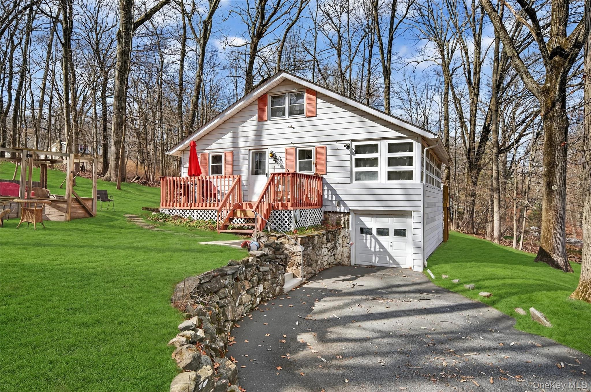 Single Family Lake Shore  Orange County, NY 10950, MLS-973123-23