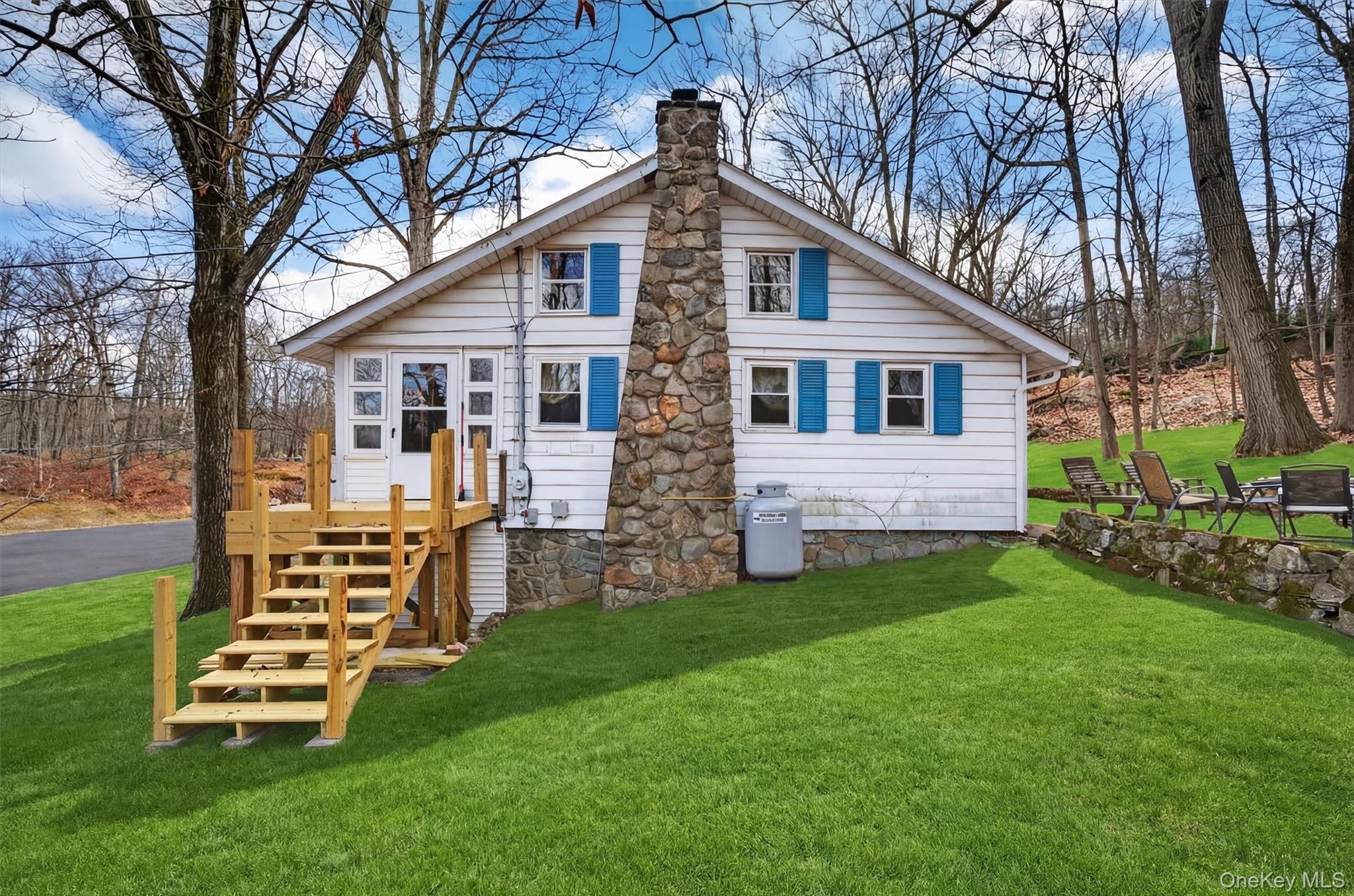 Single Family Lake Shore  Orange County, NY 10950, MLS-973123-29