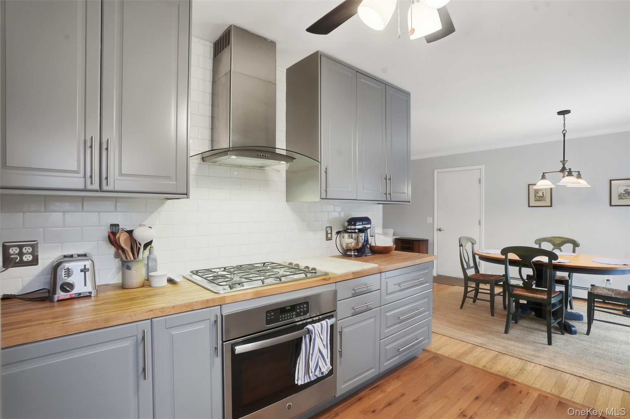 Single Family Kipsbergen  Dutchess County, NY 12572, MLS-973136-10