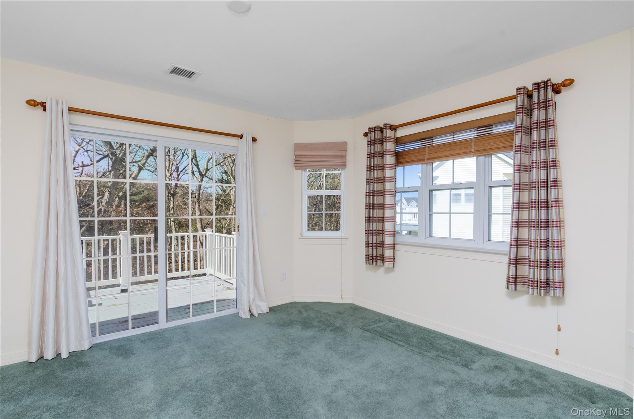 Condo Amen  Suffolk County, NY 11901, MLS-973137-18