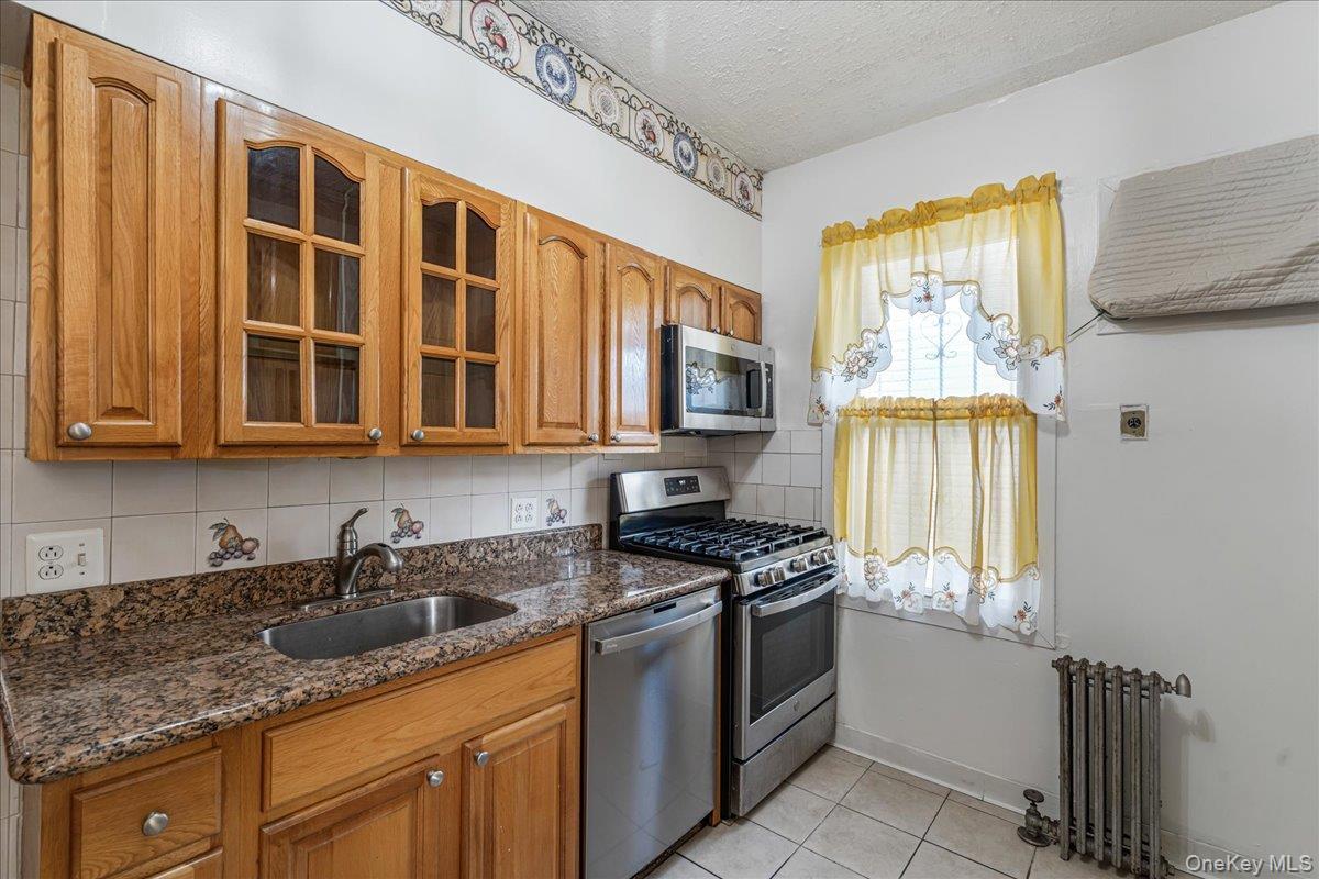 Single Family 52nd  Brooklyn, NY 11203, MLS-973142-9