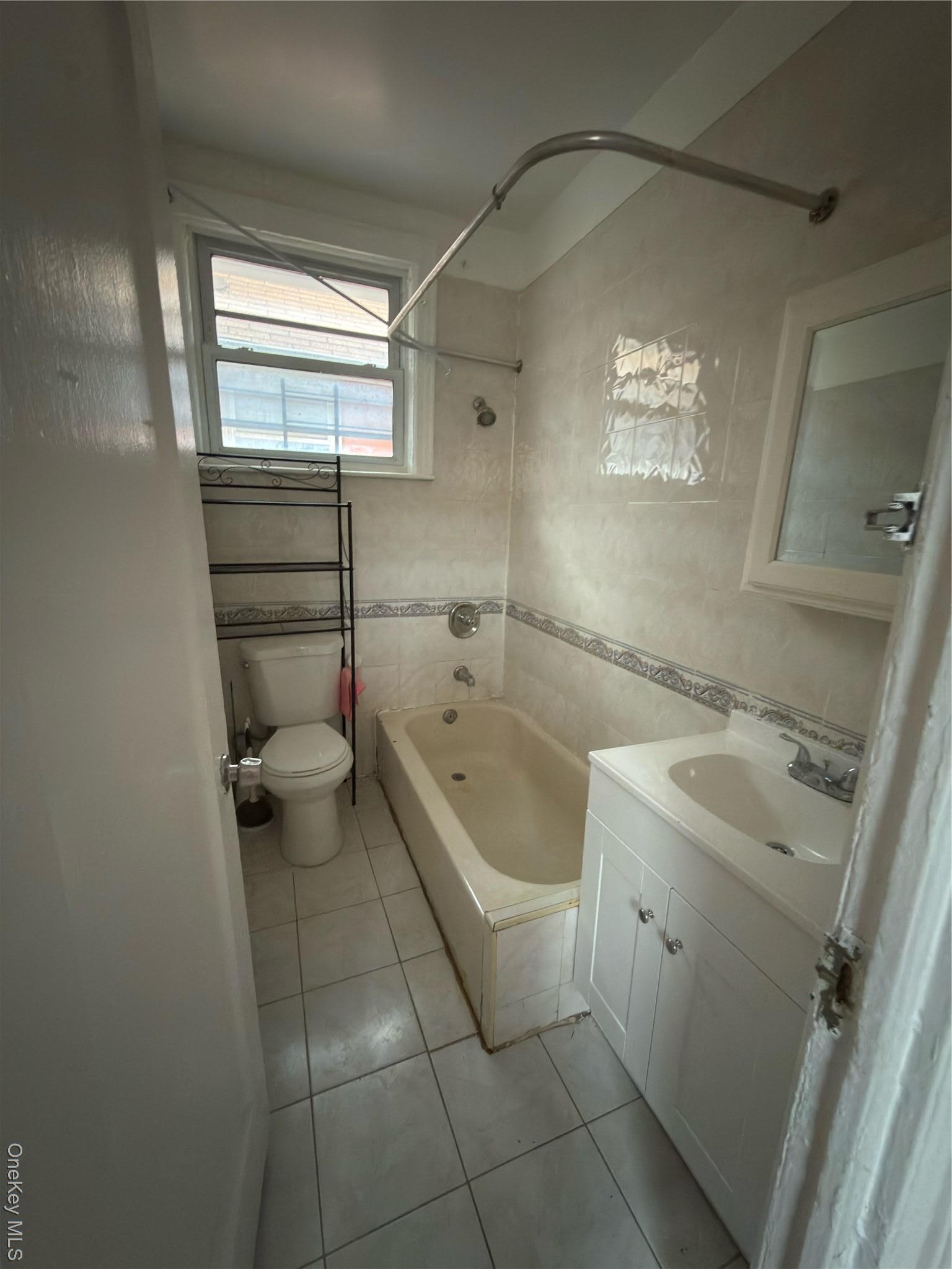 Single Family Snyder  Brooklyn, NY 11203, MLS-973146-13