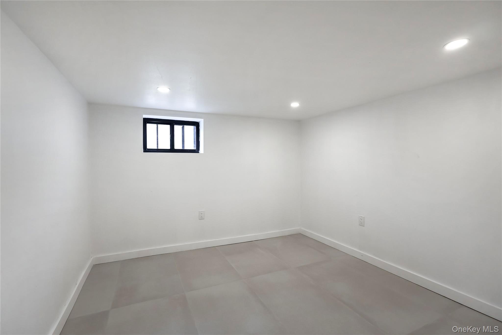 Single Family 42nd  Brooklyn, NY 11203, MLS-973161-24