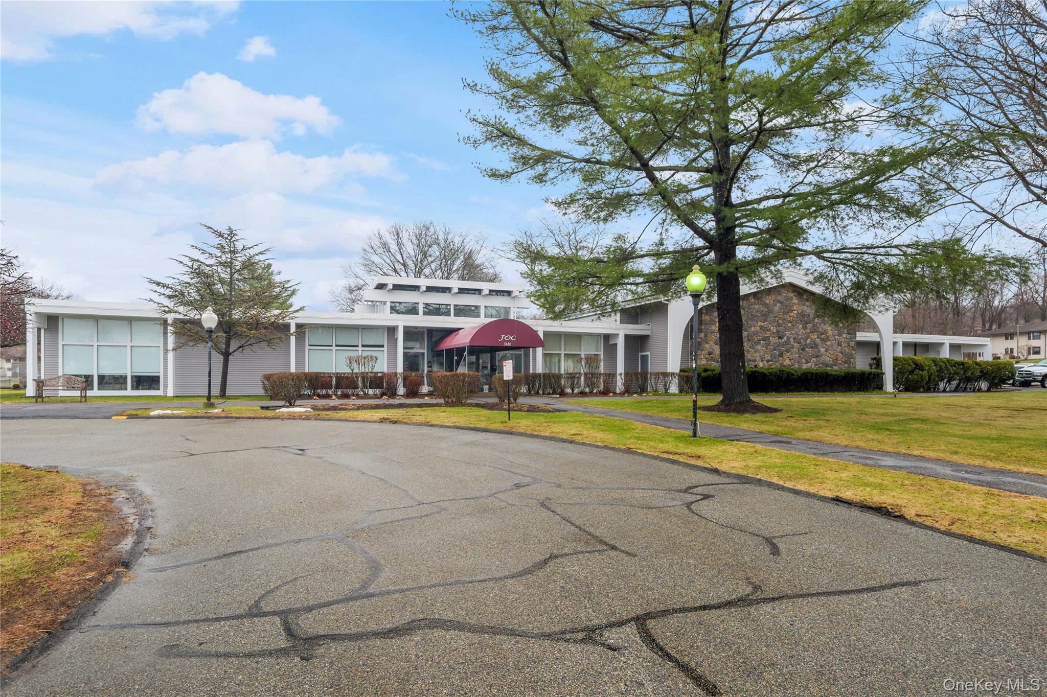 Condo Hastings  Westchester County, NY 10598, MLS-973165-15