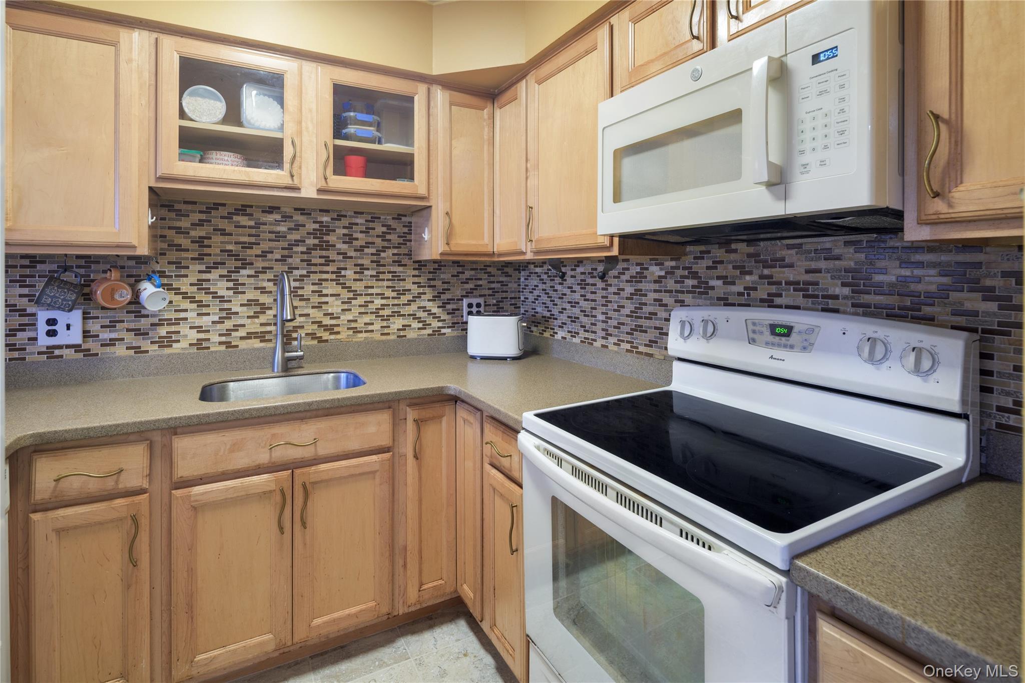 Condo Hastings  Westchester County, NY 10598, MLS-973165-6