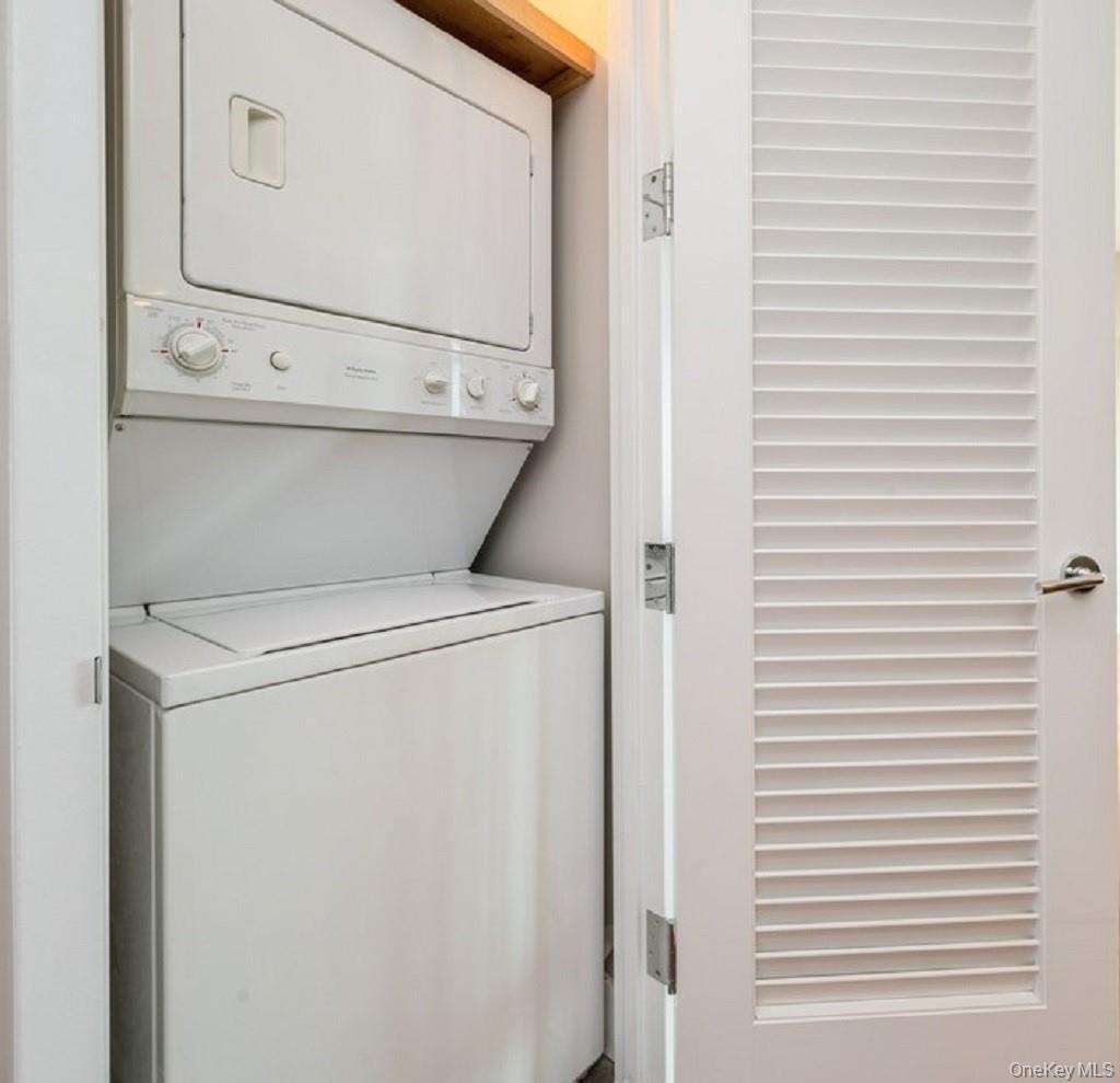 Condo Huguenot Westchester County, NY 10801, MLS-973172-16