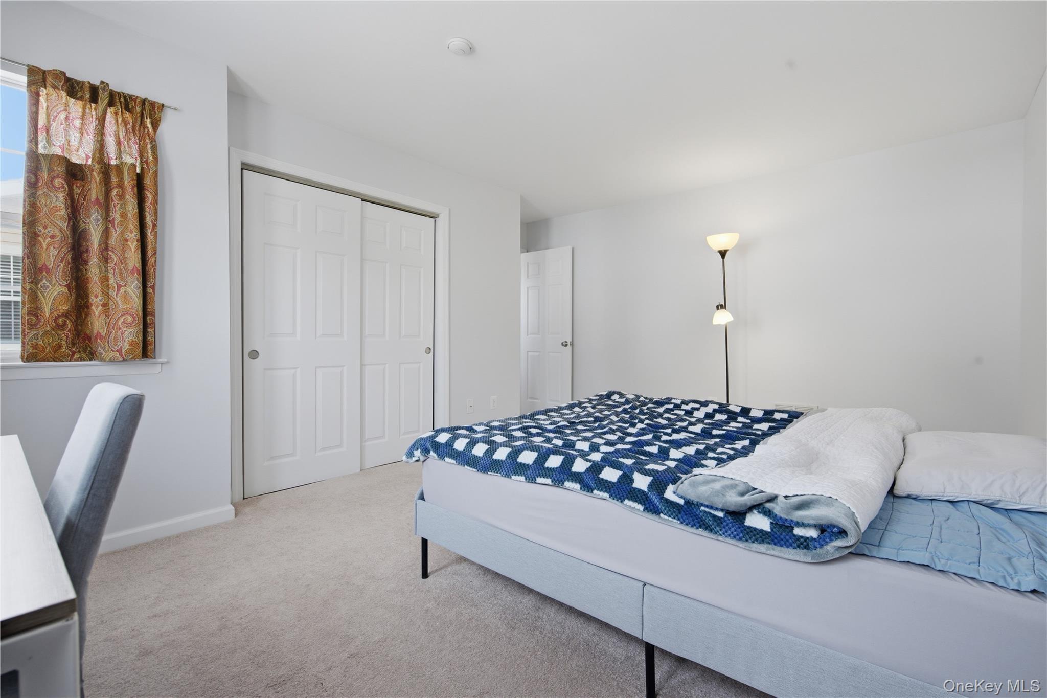 Condo Thomas  Suffolk County, NY 11733, MLS-973173-14