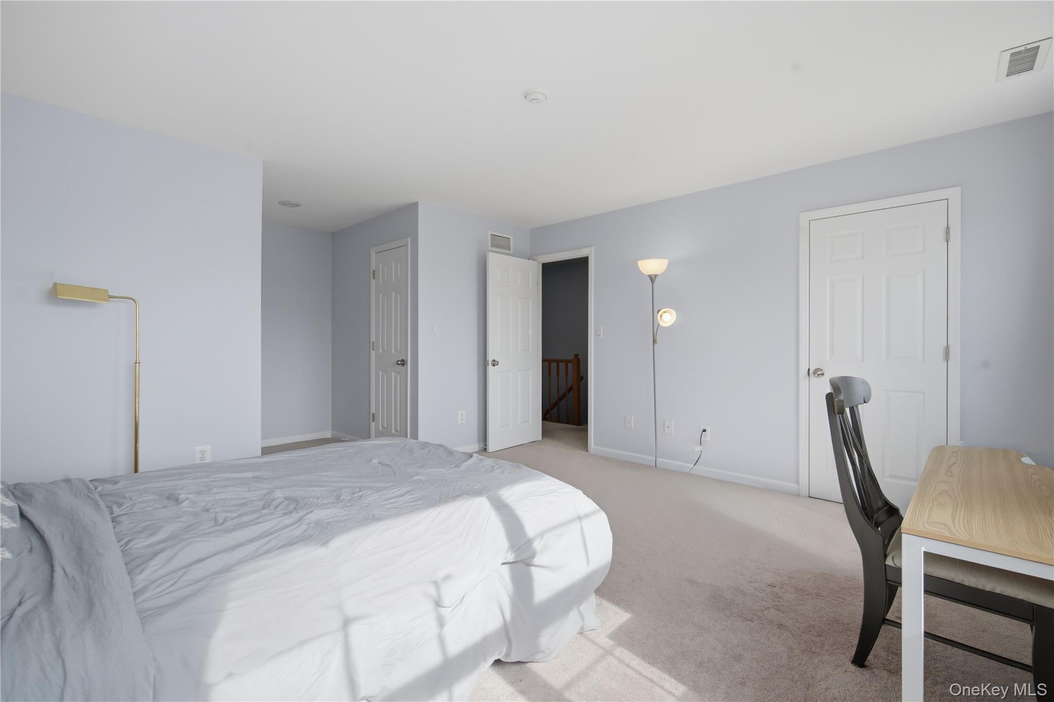 Condo Thomas  Suffolk County, NY 11733, MLS-973173-20