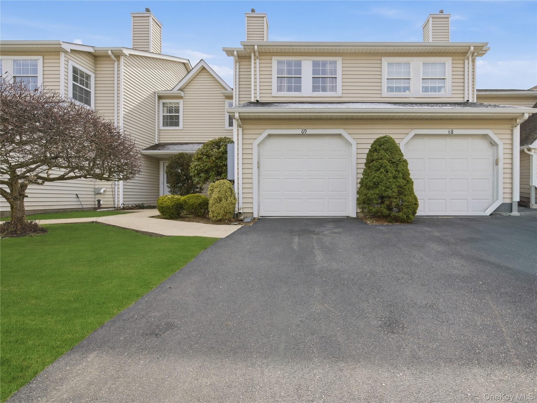 Condo Thomas  Suffolk County, NY 11733, MLS-973173-3