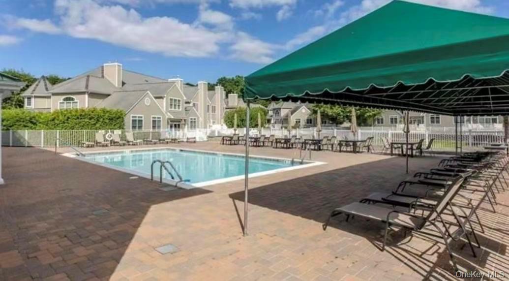 Condo Thomas  Suffolk County, NY 11733, MLS-973173-31