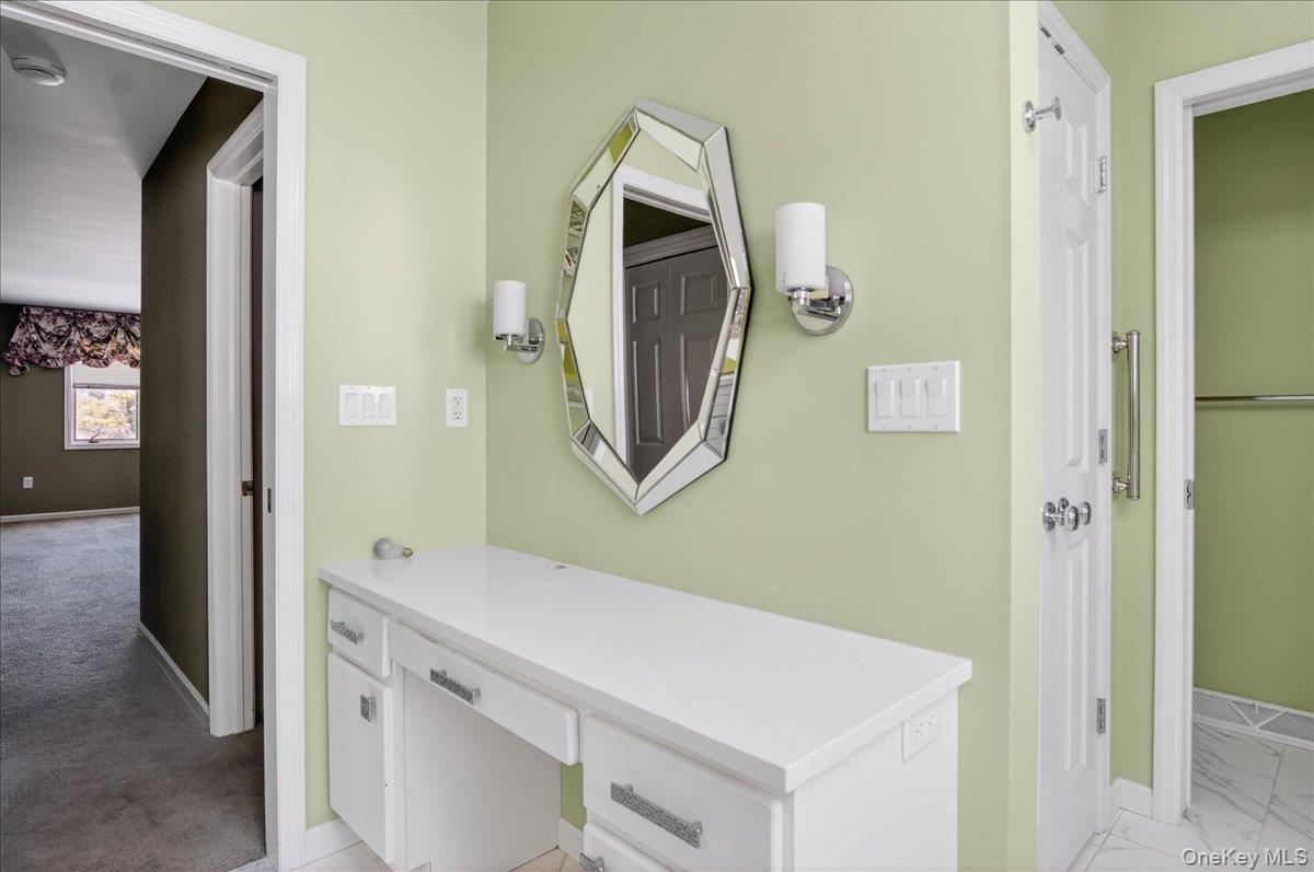 Single Family Terrace  Out Of Area, NY 12866, MLS-973185-30