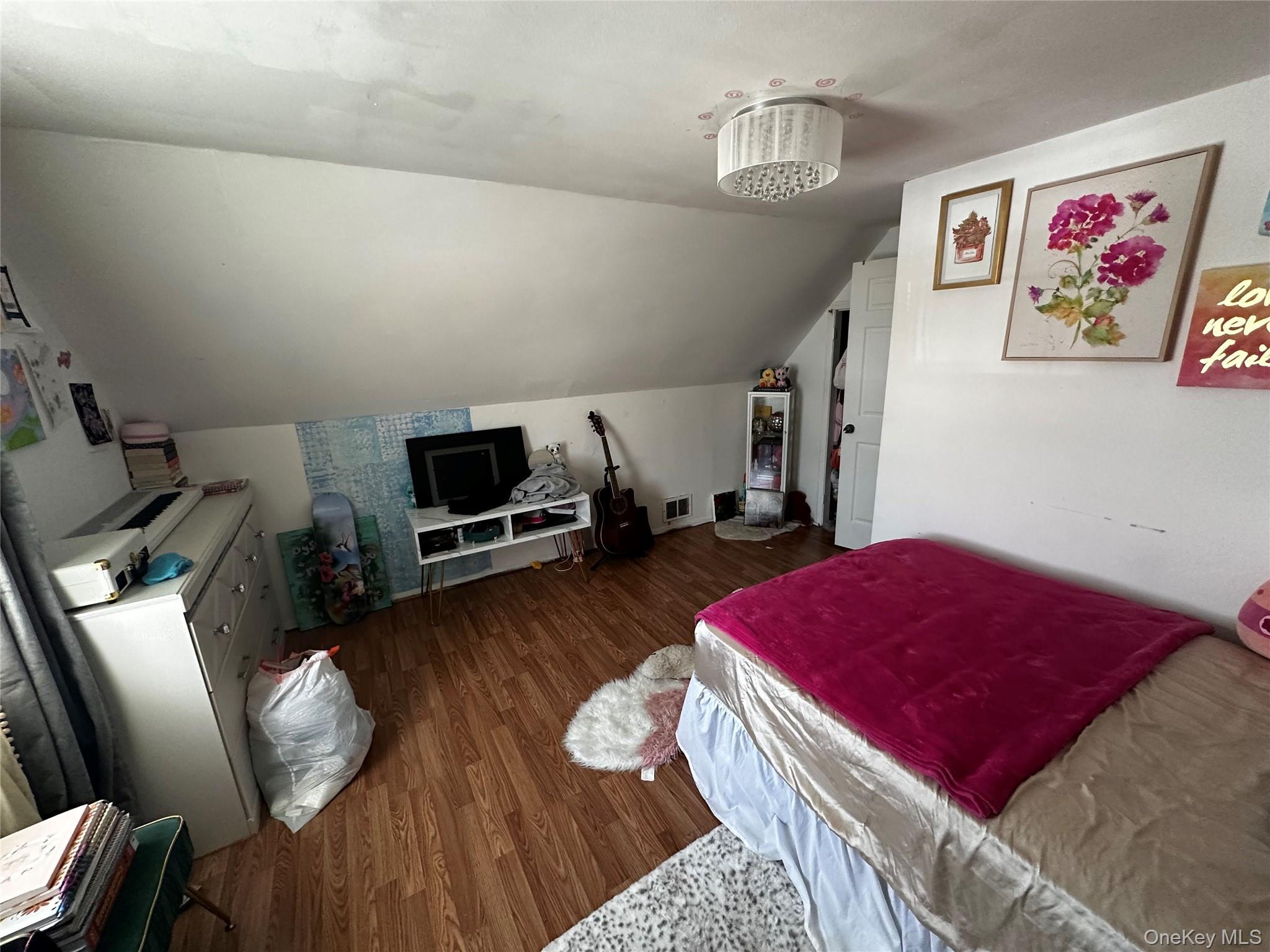 Single Family 148th  Queens, NY 11422, MLS-973192-21