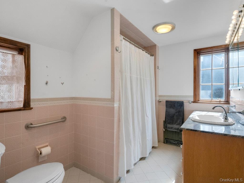 Single Family Stockbridge  Westchester County, NY 10710, MLS-973200-22