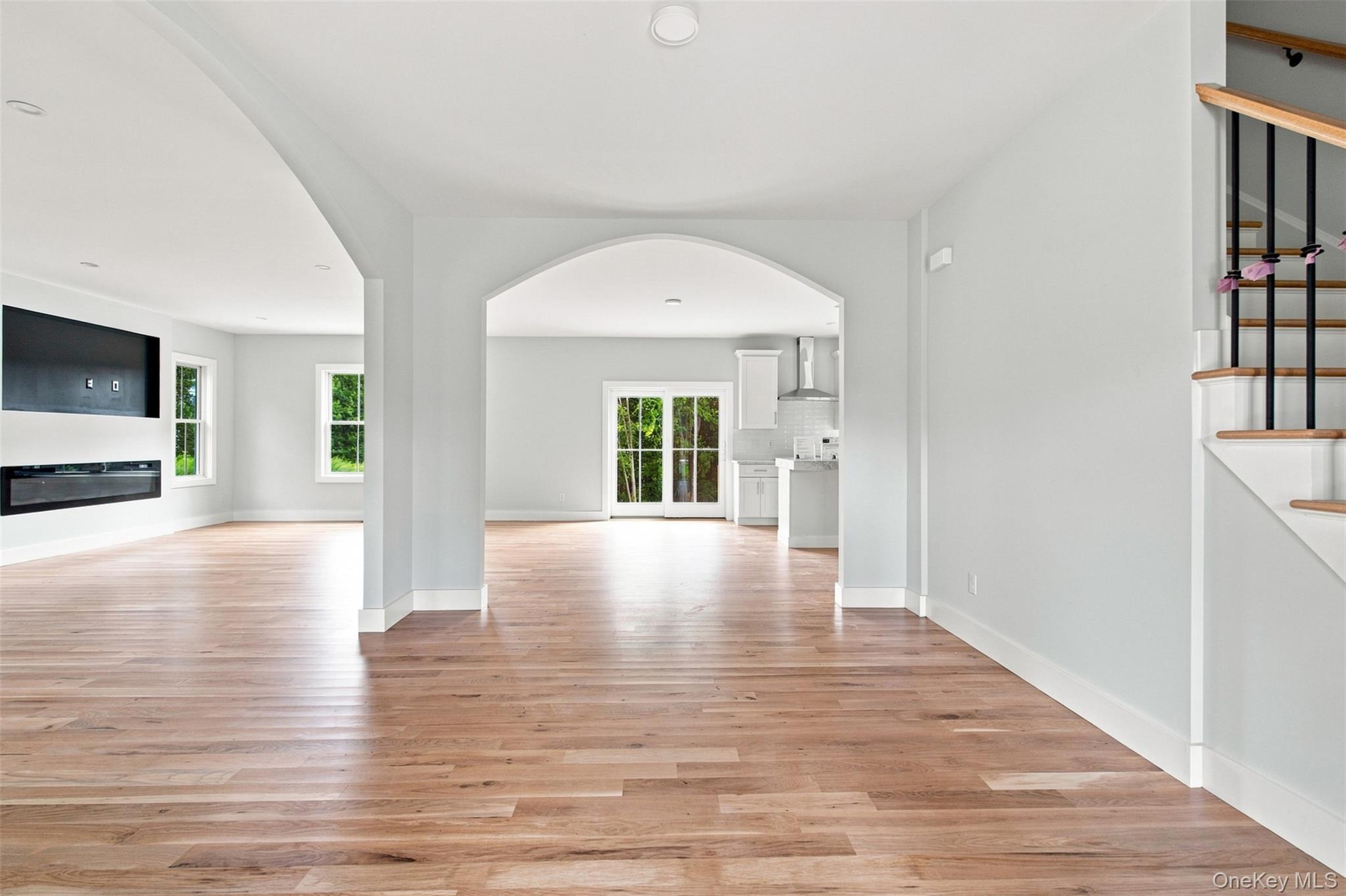Single Family Mahopac Avenue  Westchester County, NY 10598, MLS-973209-10